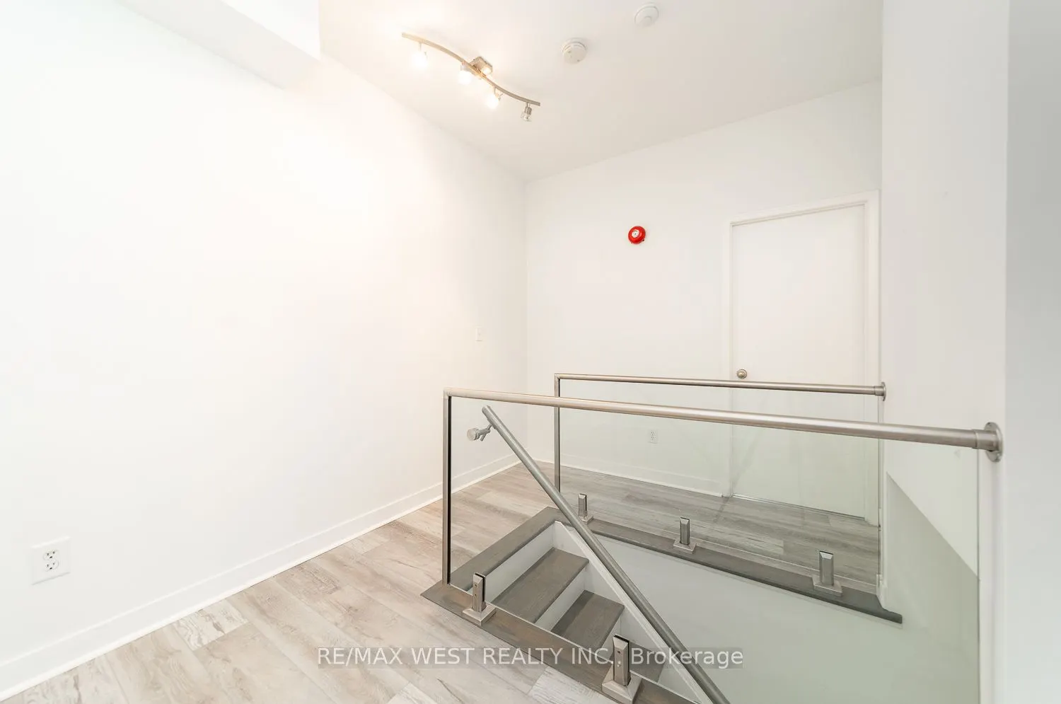500 Richmond Street W, #309