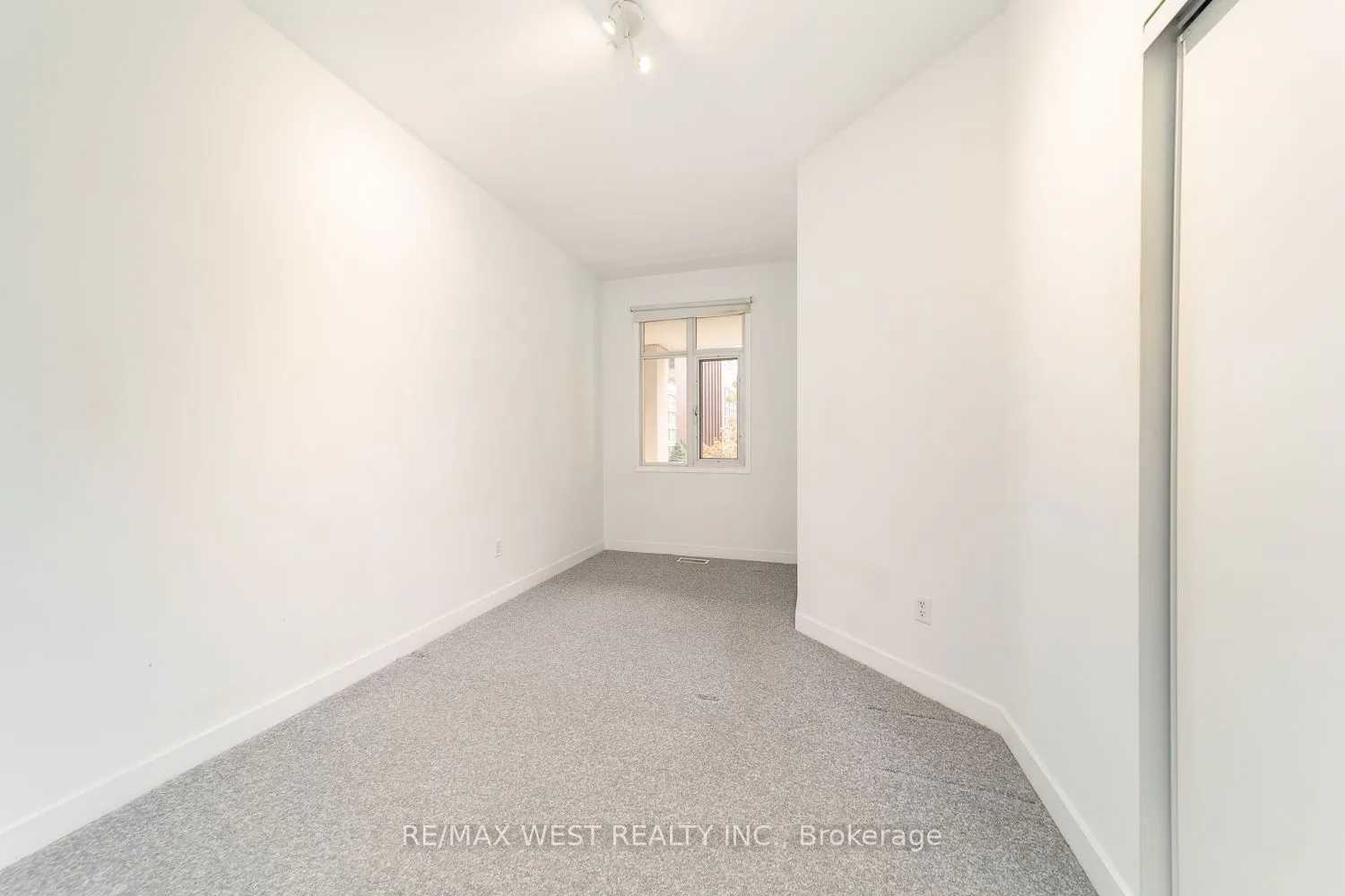 500 Richmond Street W, #309
