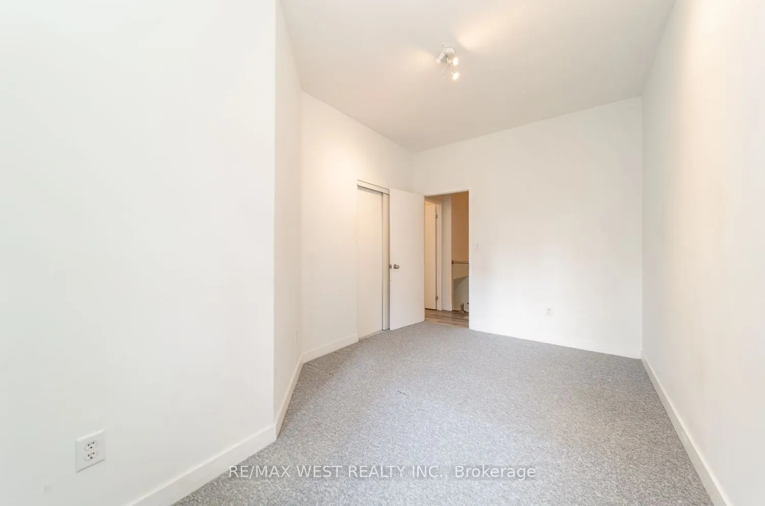 500 Richmond Street W, #309