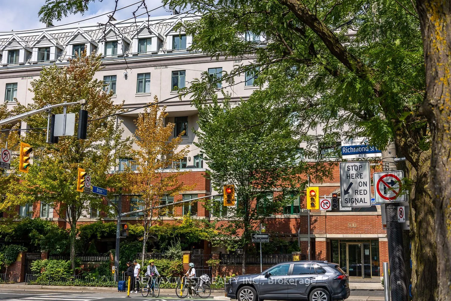 500 Richmond Street W, #309