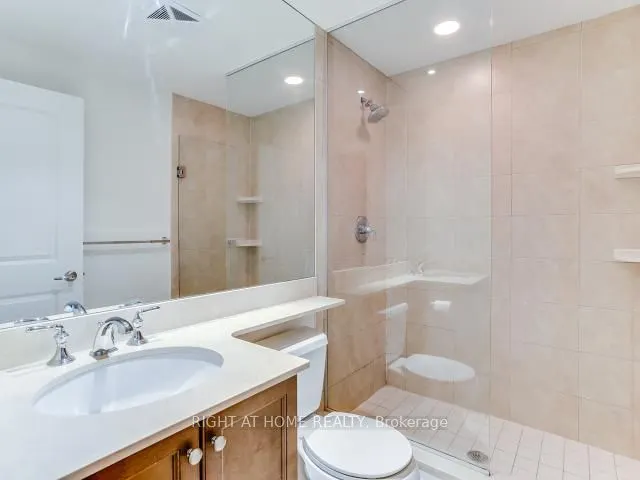 628 Fleet Street, #2307