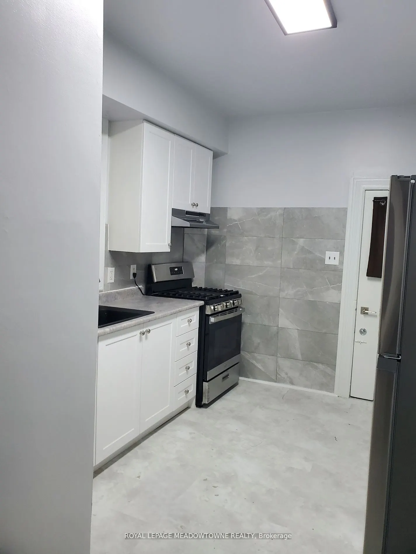 723 Dufferin Street, #1