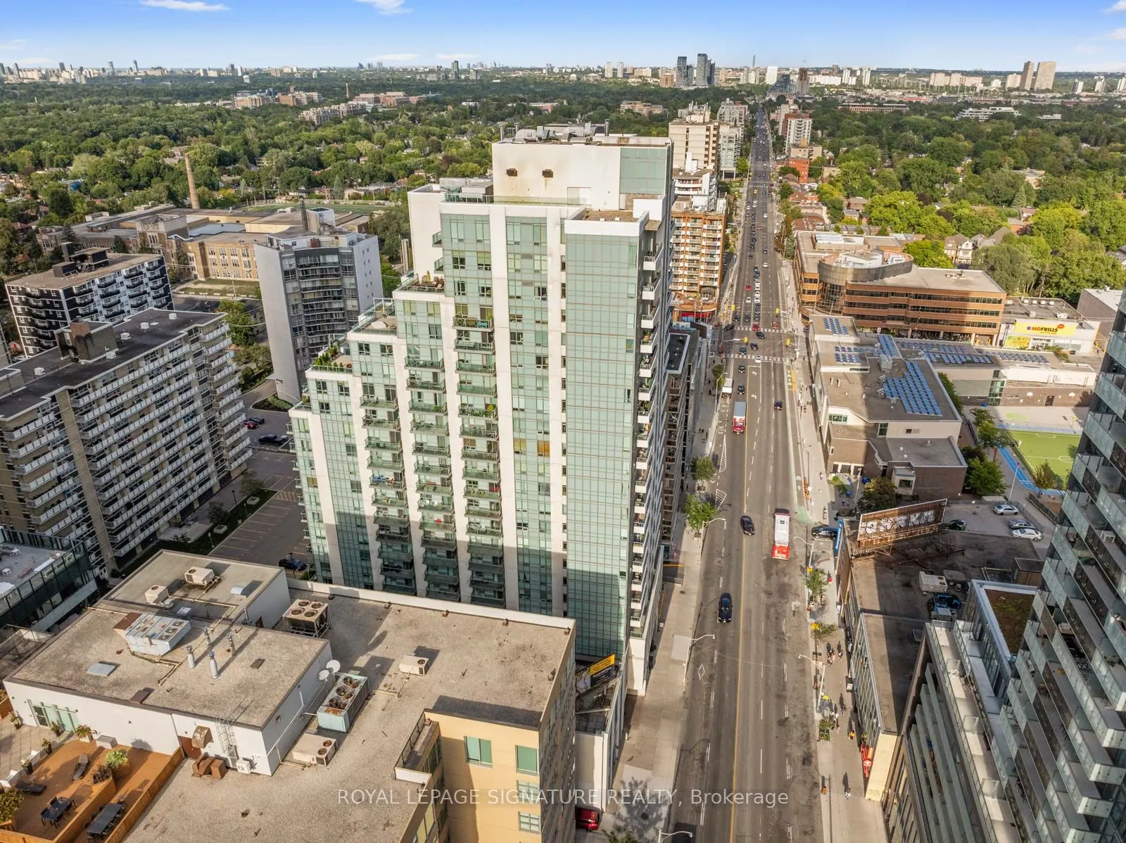 212 Eglinton Avenue E, #605