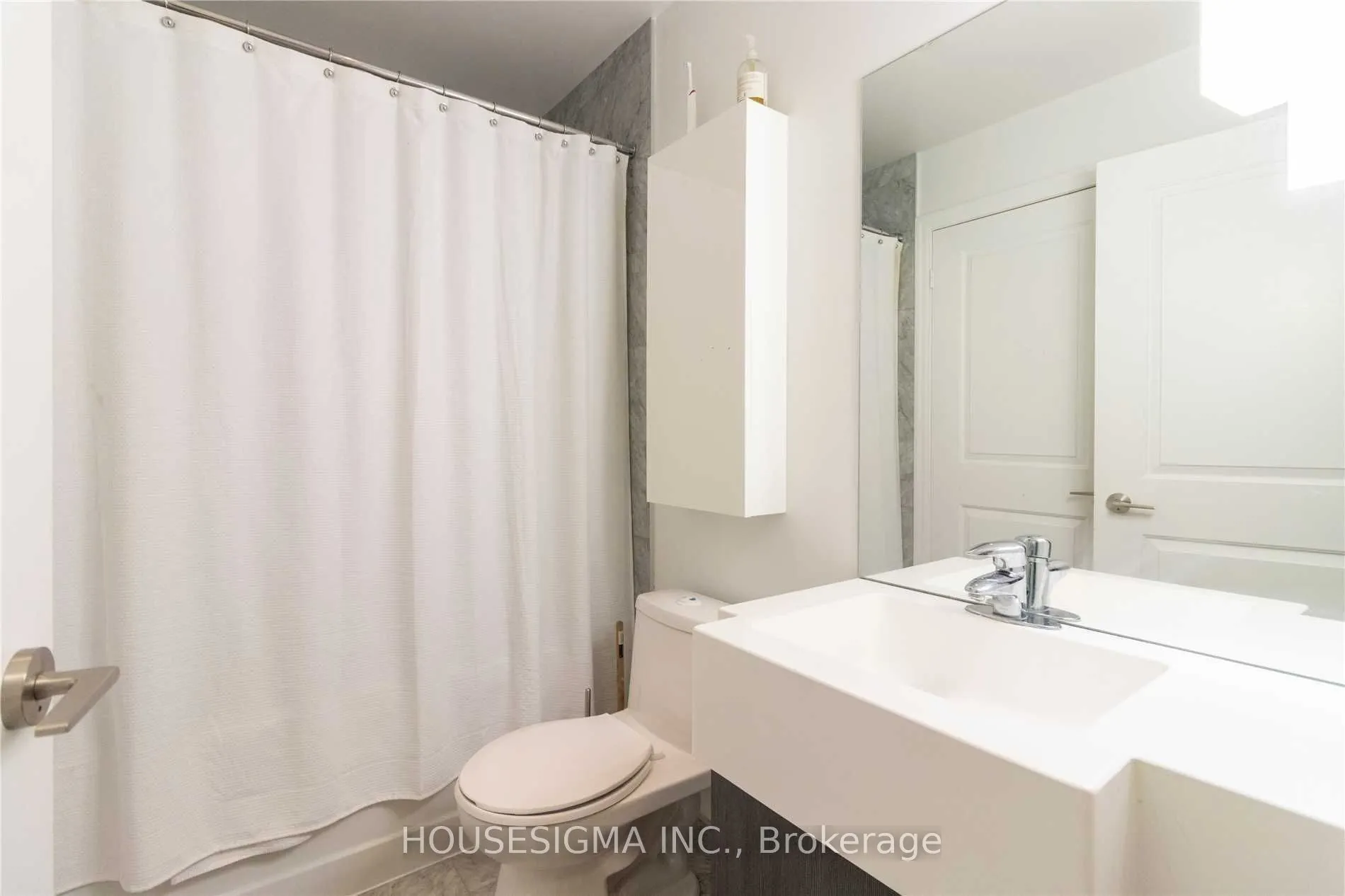 8 The Avenue, #3509