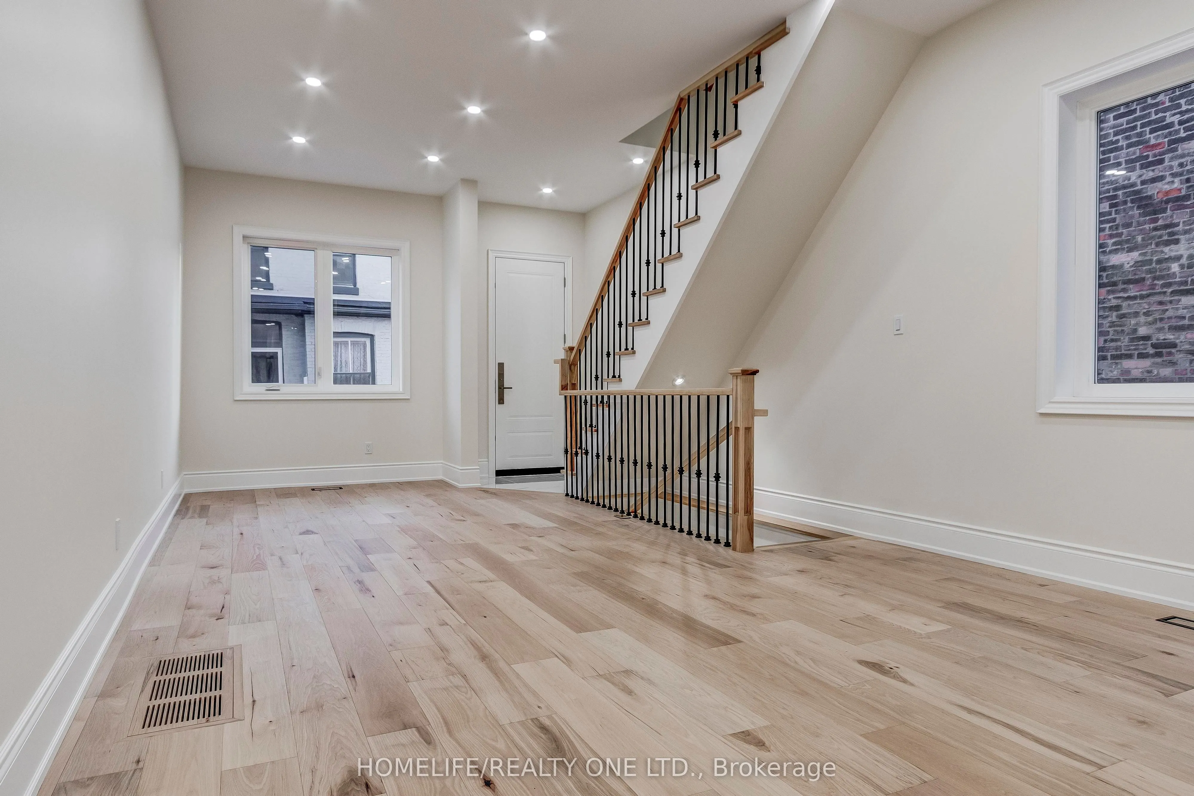 6 Jersey Avenue