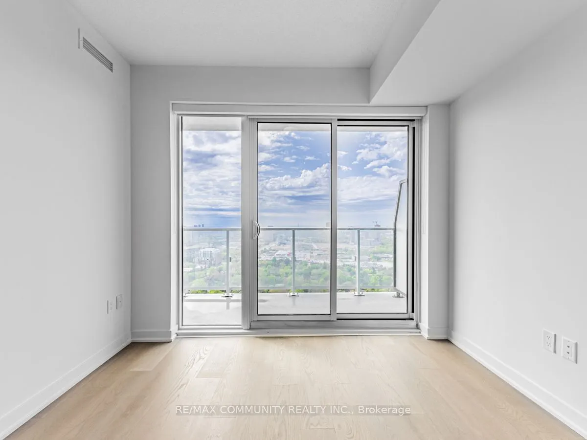 50 O'Neill Road E, #3001