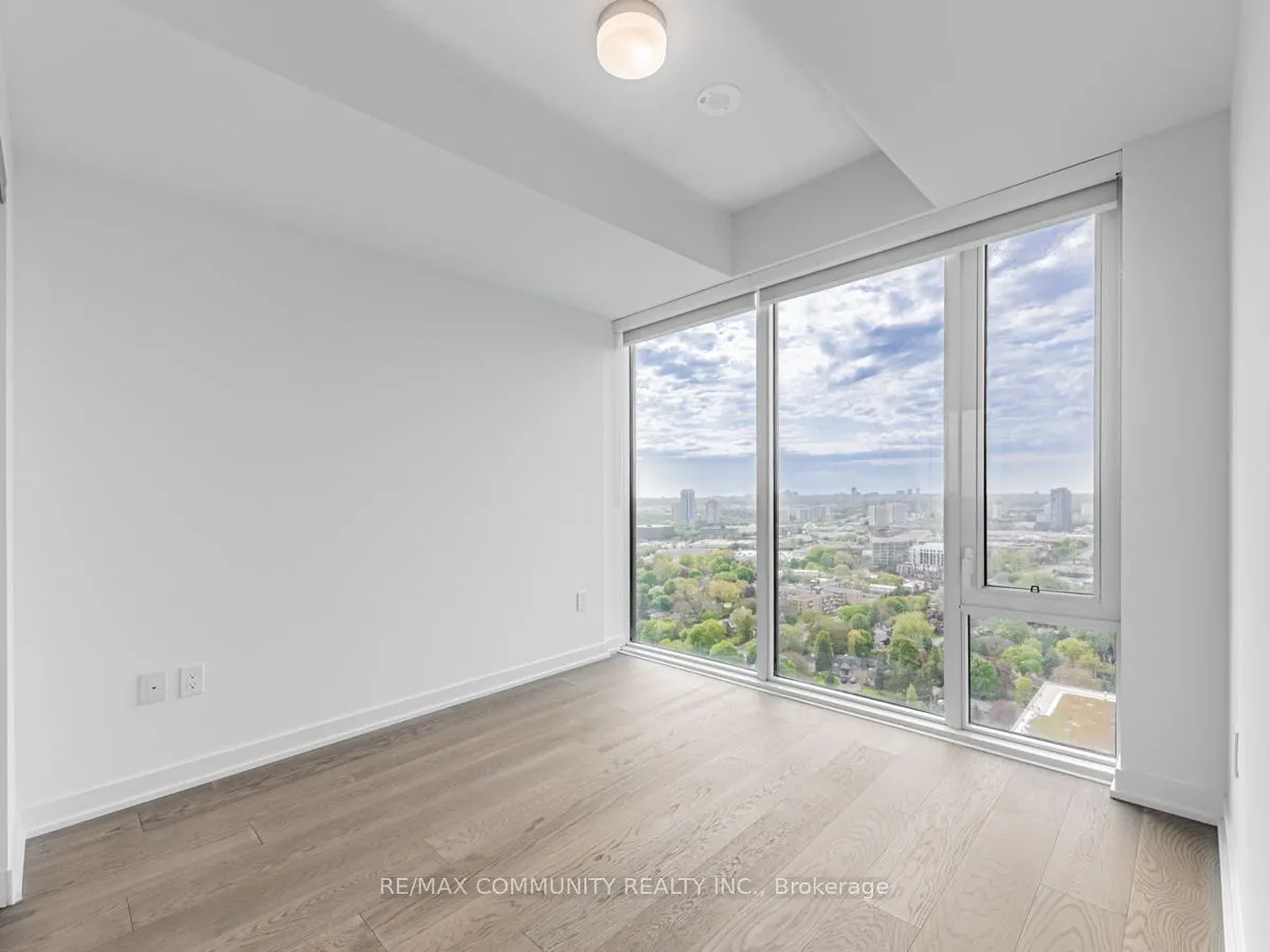 50 O'Neill Road E, #3001