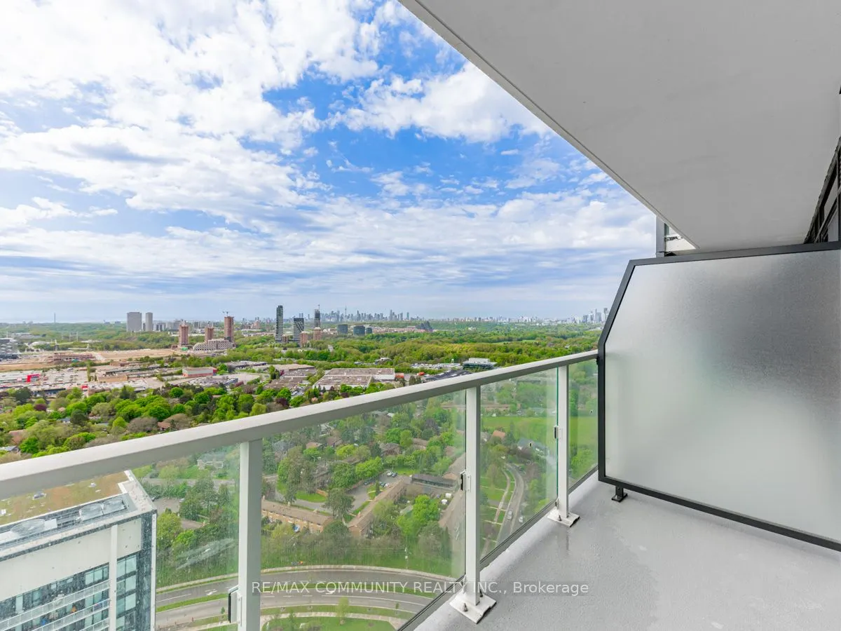 50 O'Neill Road E, #3001