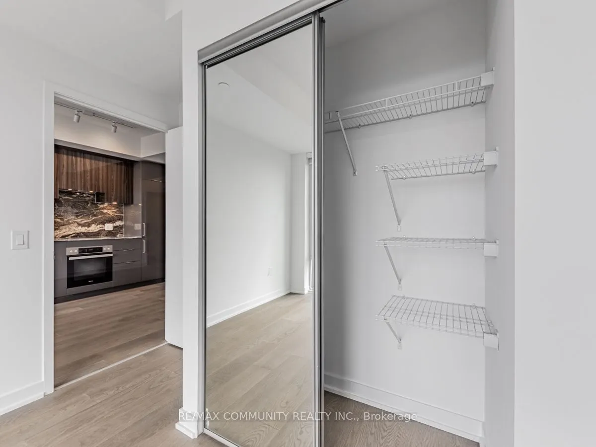 50 O'Neill Road E, #3001