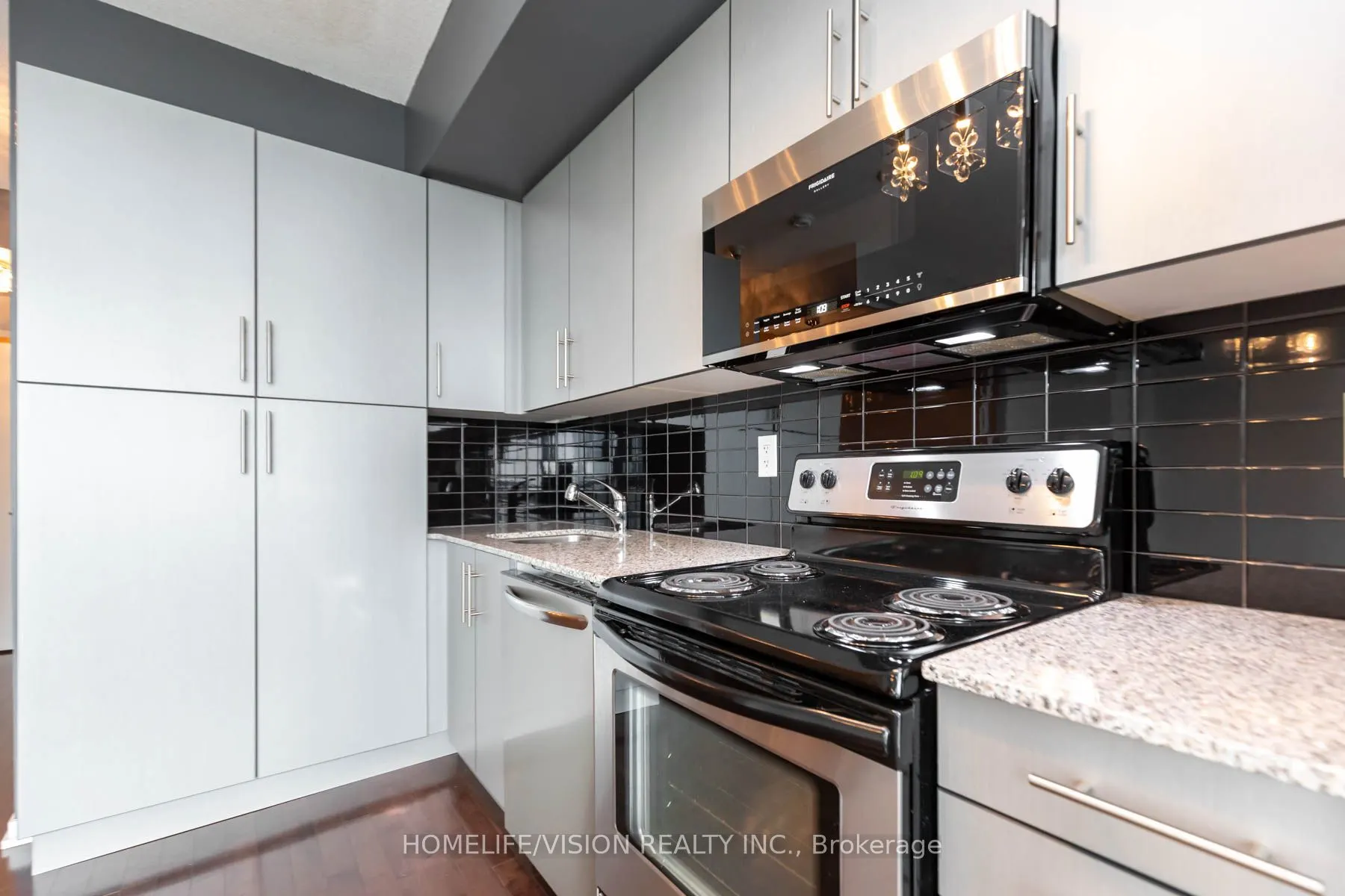 55 Bremner Boulevard E, #3909