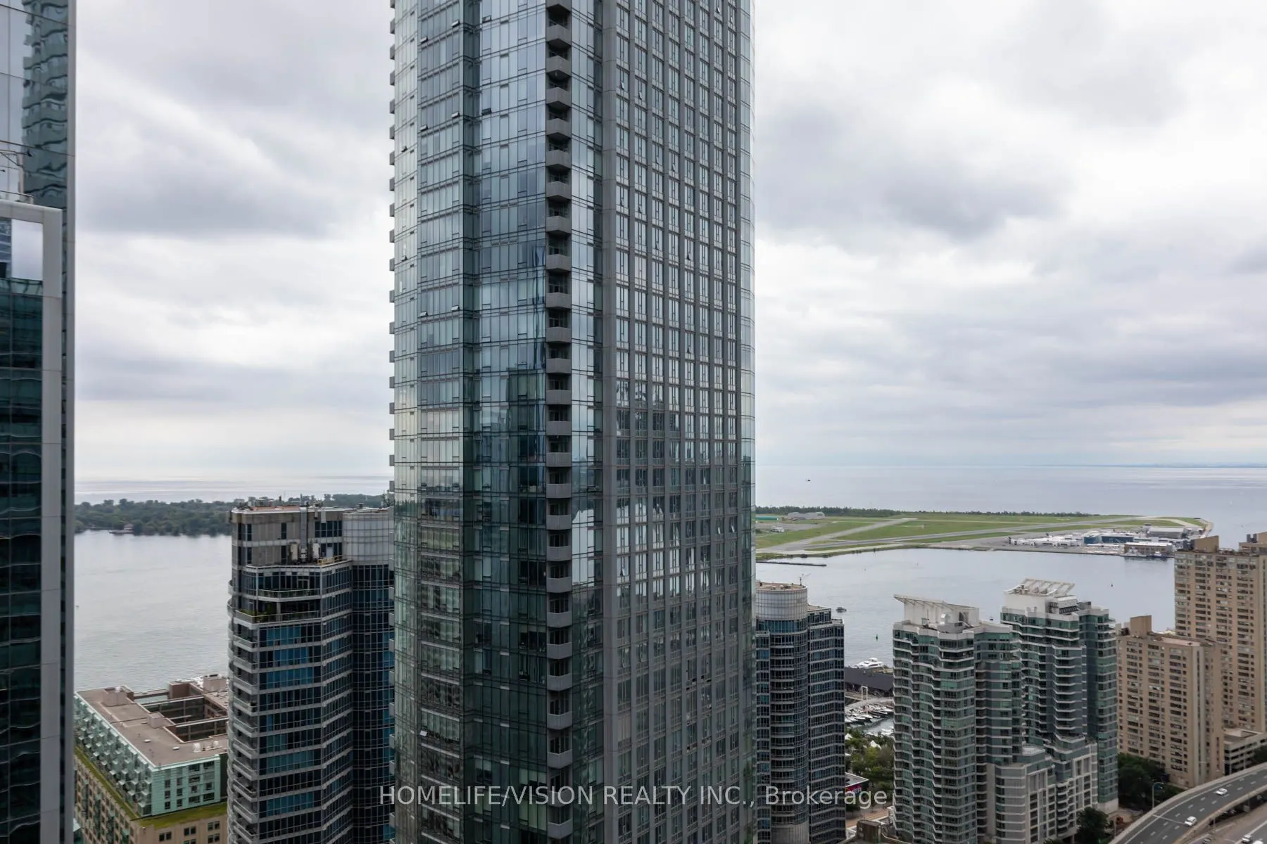 55 Bremner Boulevard E, #3909