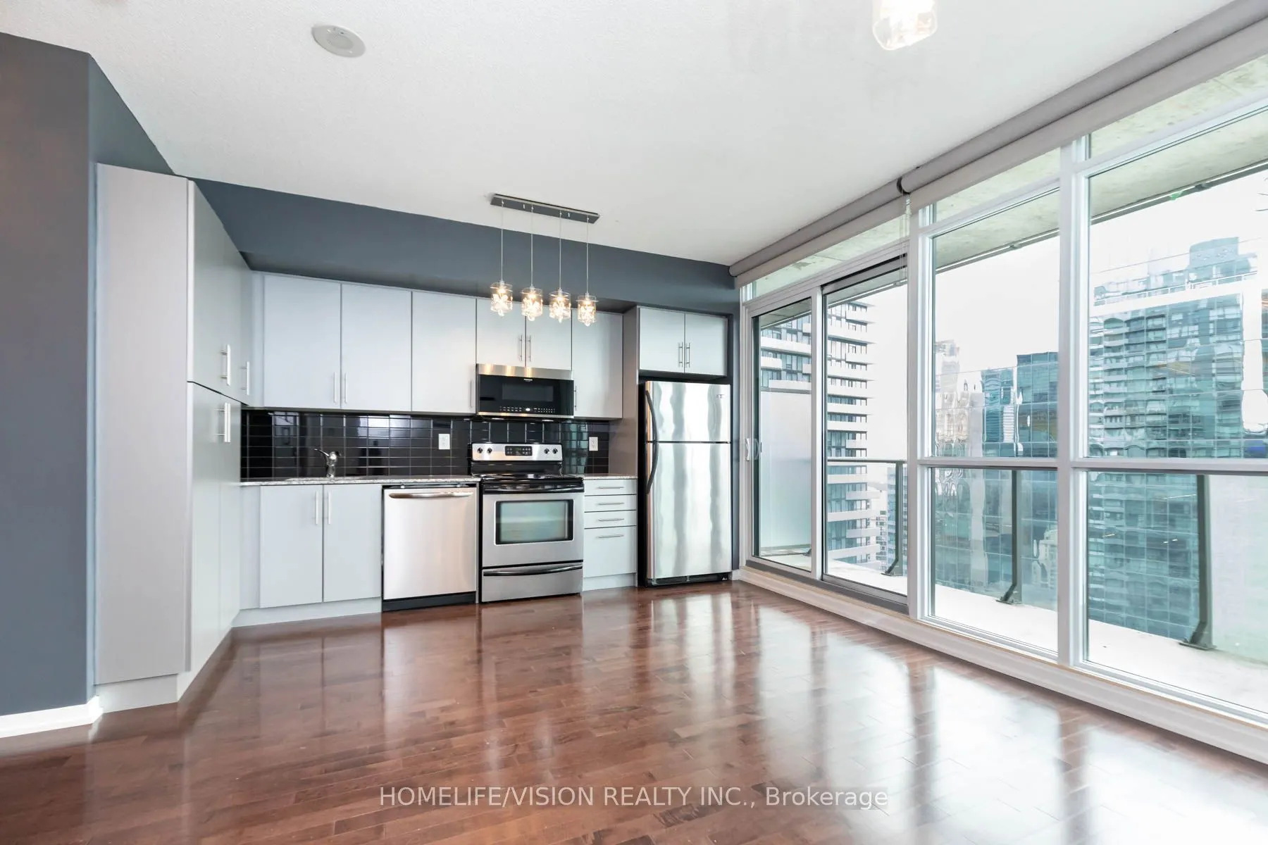 55 Bremner Boulevard E, #3909