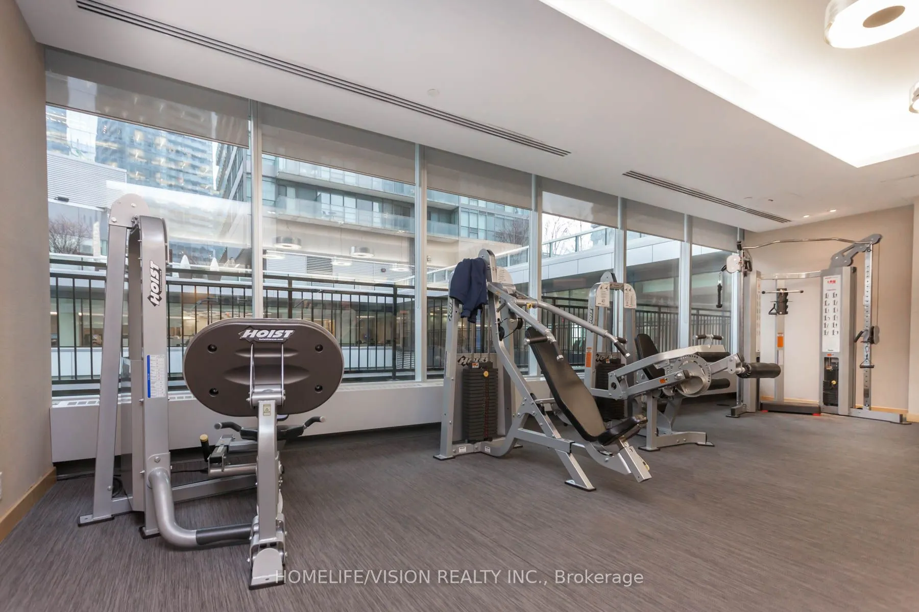 55 Bremner Boulevard E, #3909