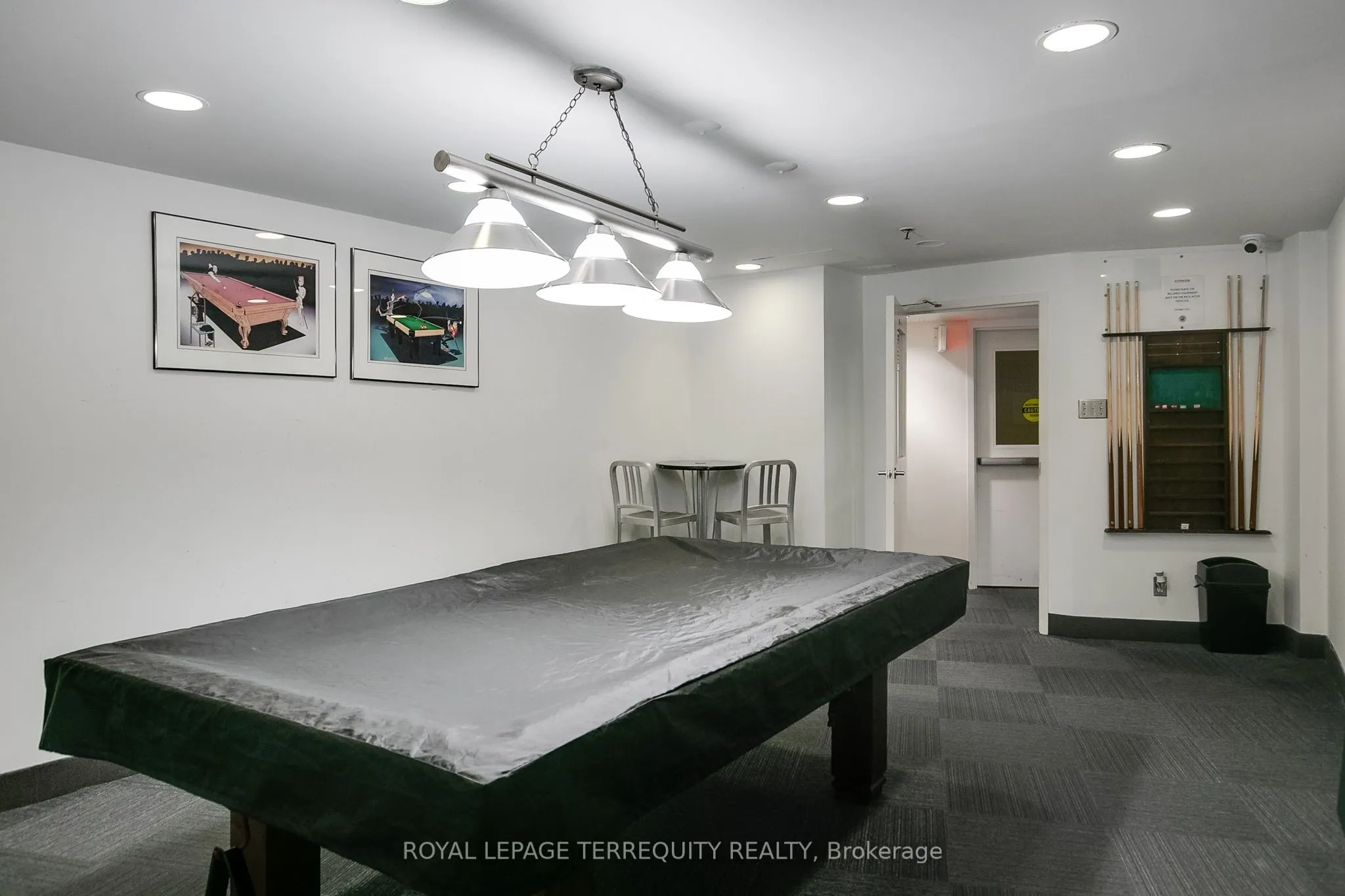 77 Harbour Square, #2707