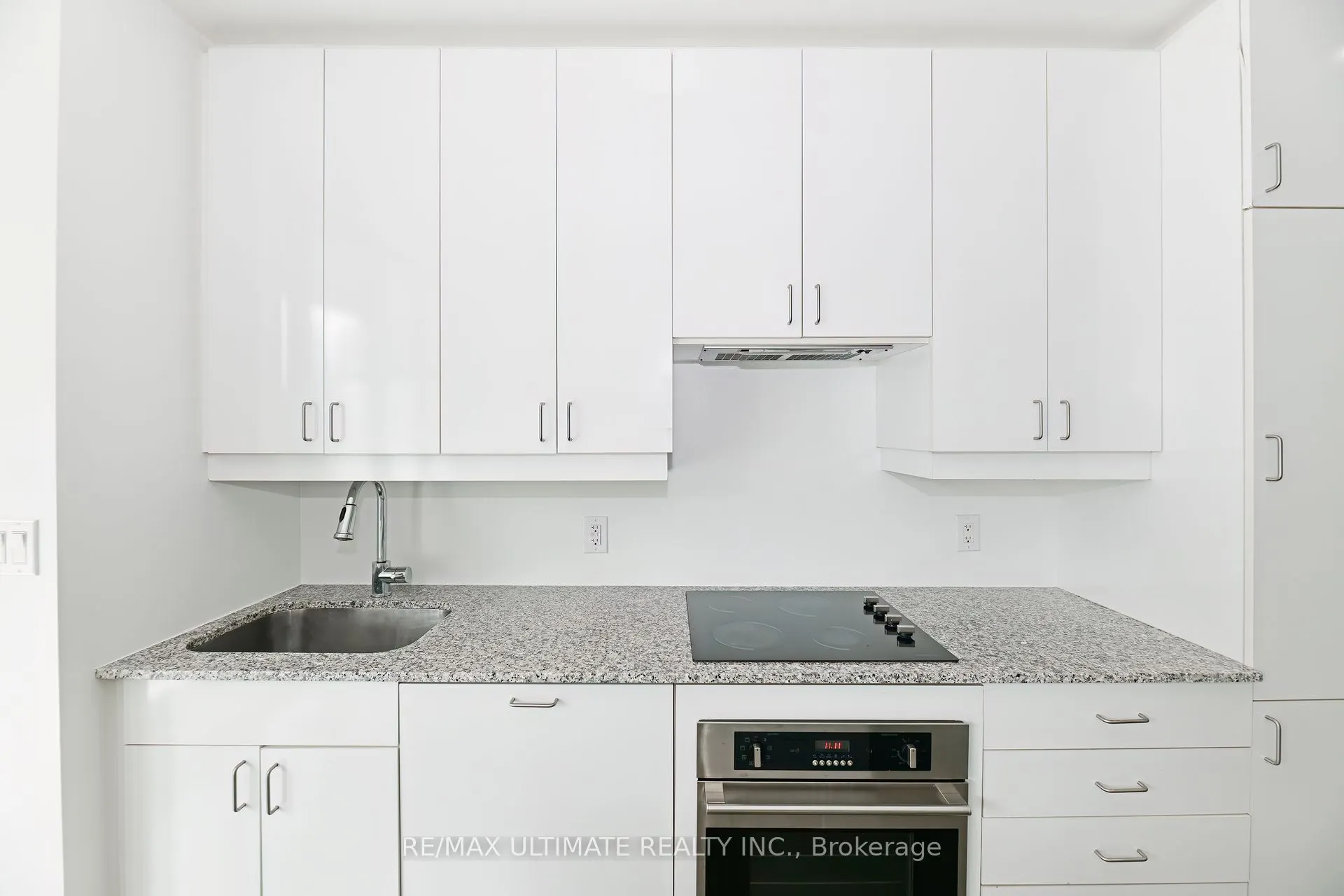 426 University Avenue, #1106