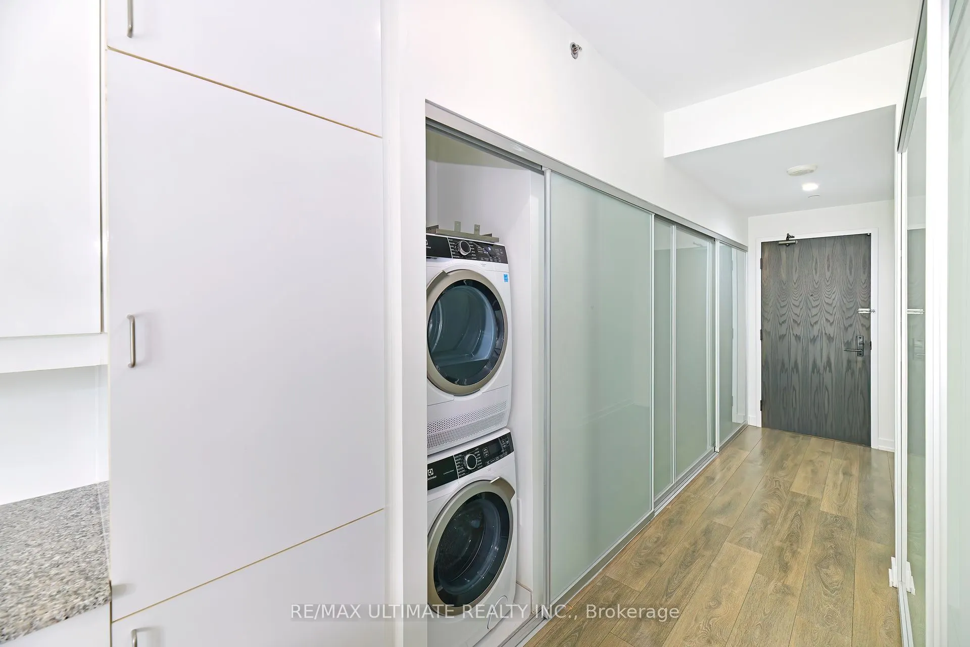 426 University Avenue, #1106
