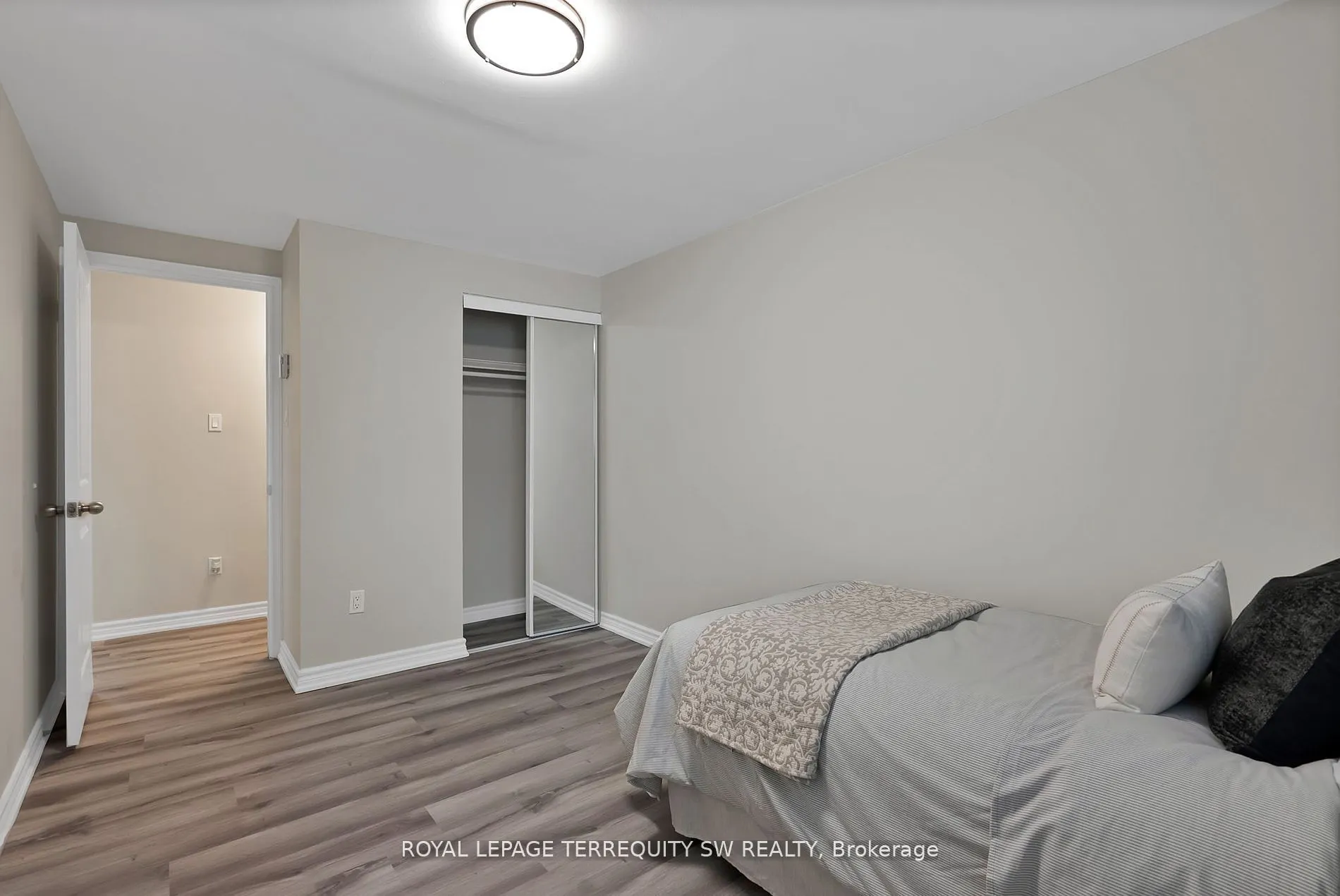158 Woody Vine Way, #233