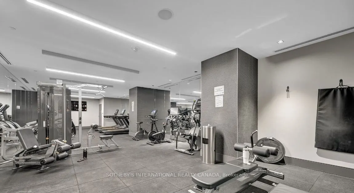 28 Widmer Street, #3226