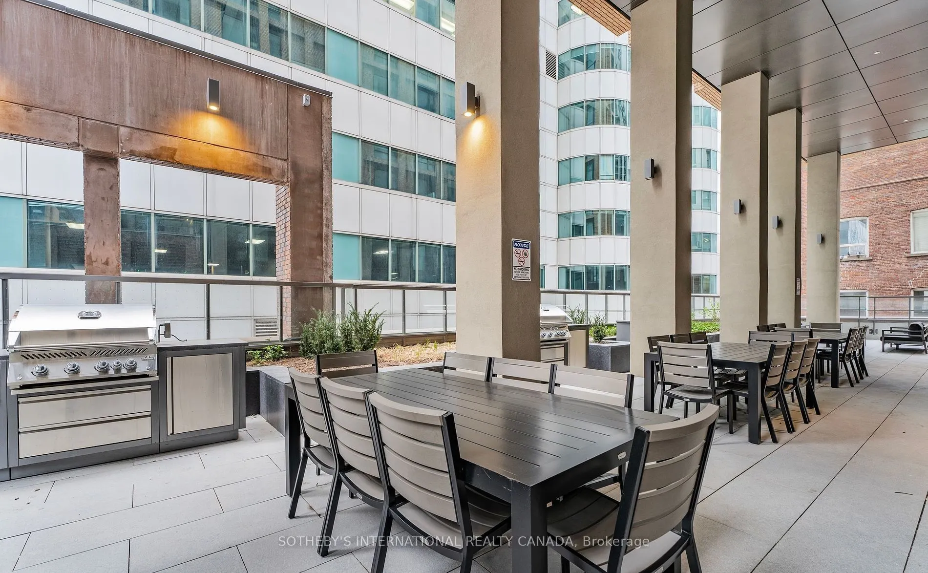 28 Widmer Street, #3226