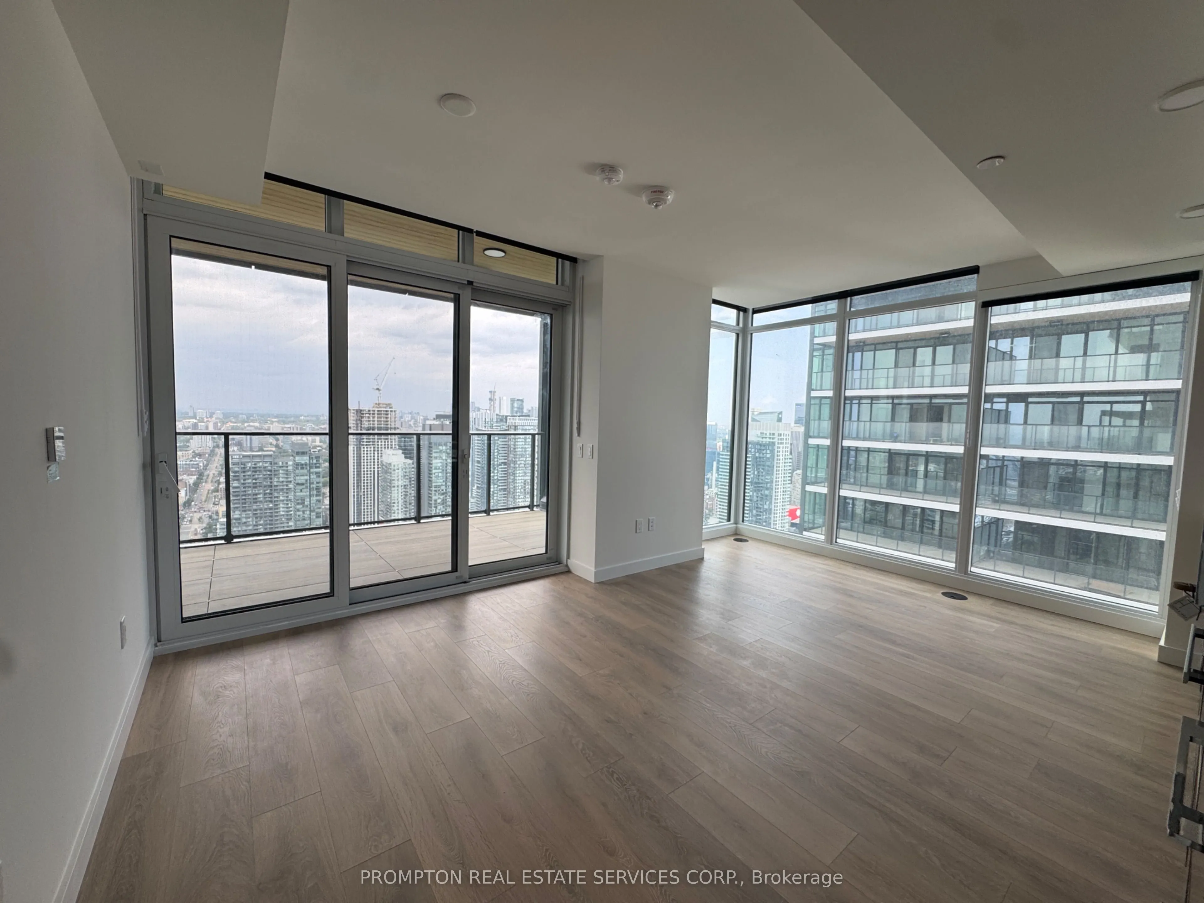 3 Concord Cityplace Way, #5905