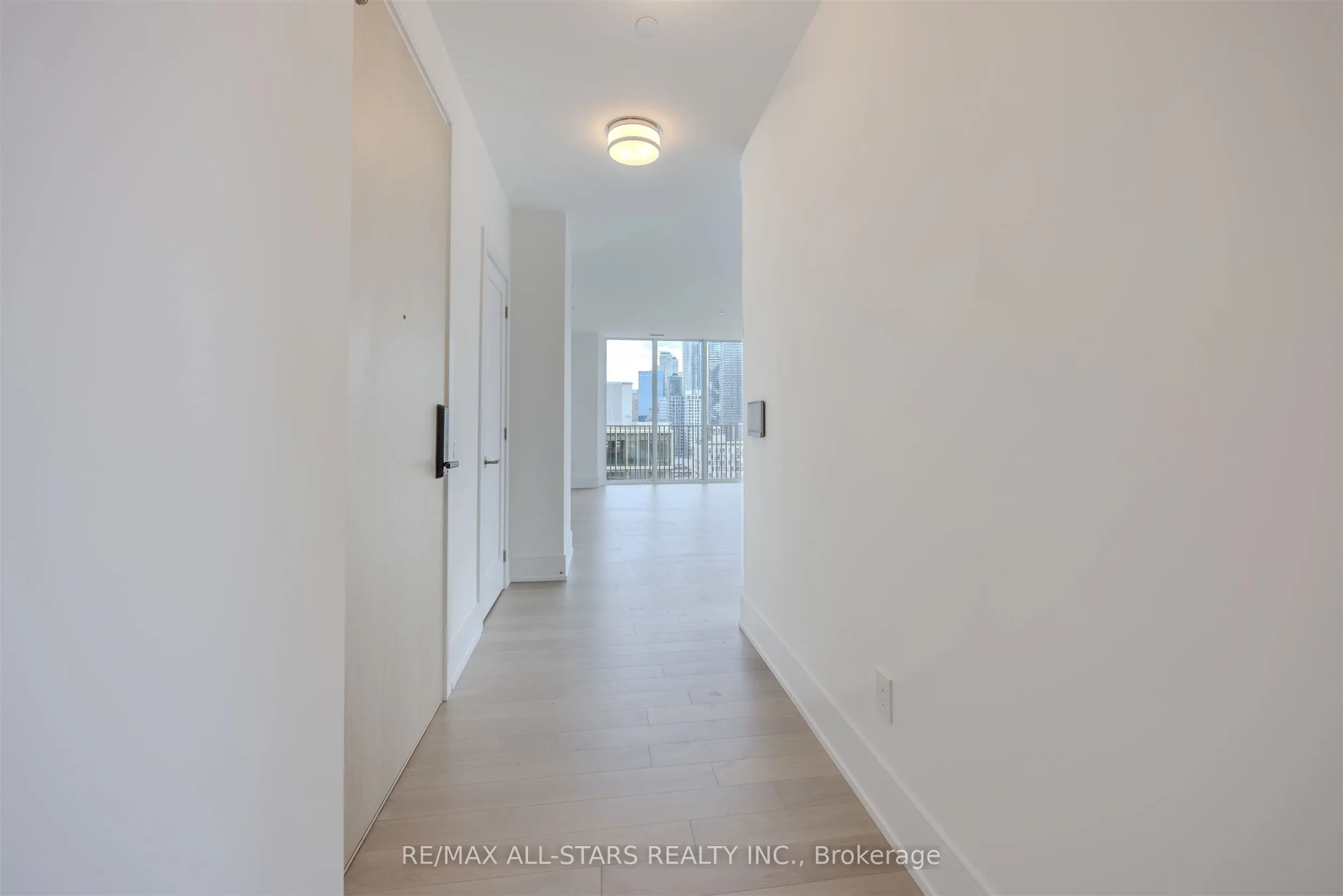 155 Merchants Wharf, #1328