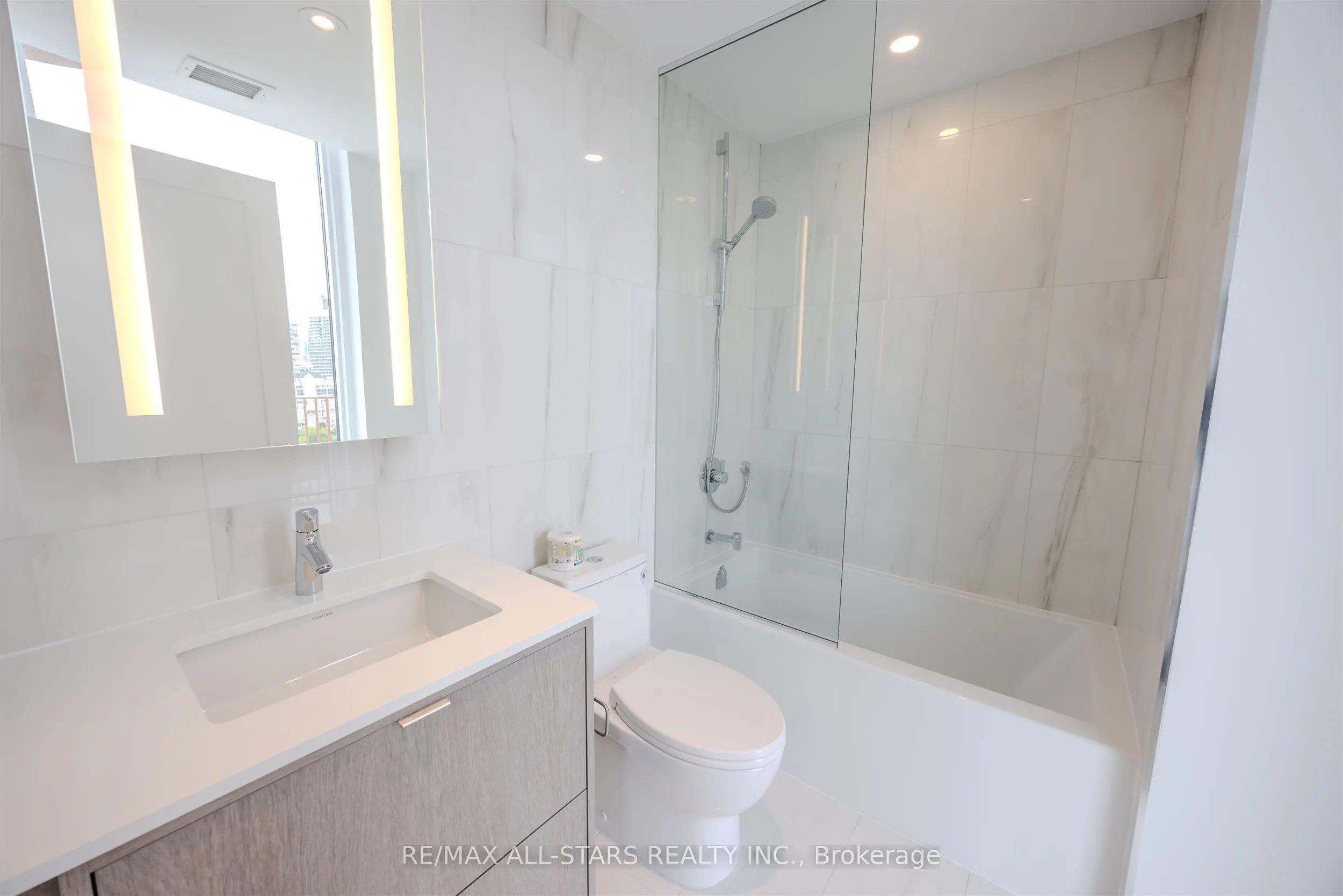 155 Merchants Wharf, #1328