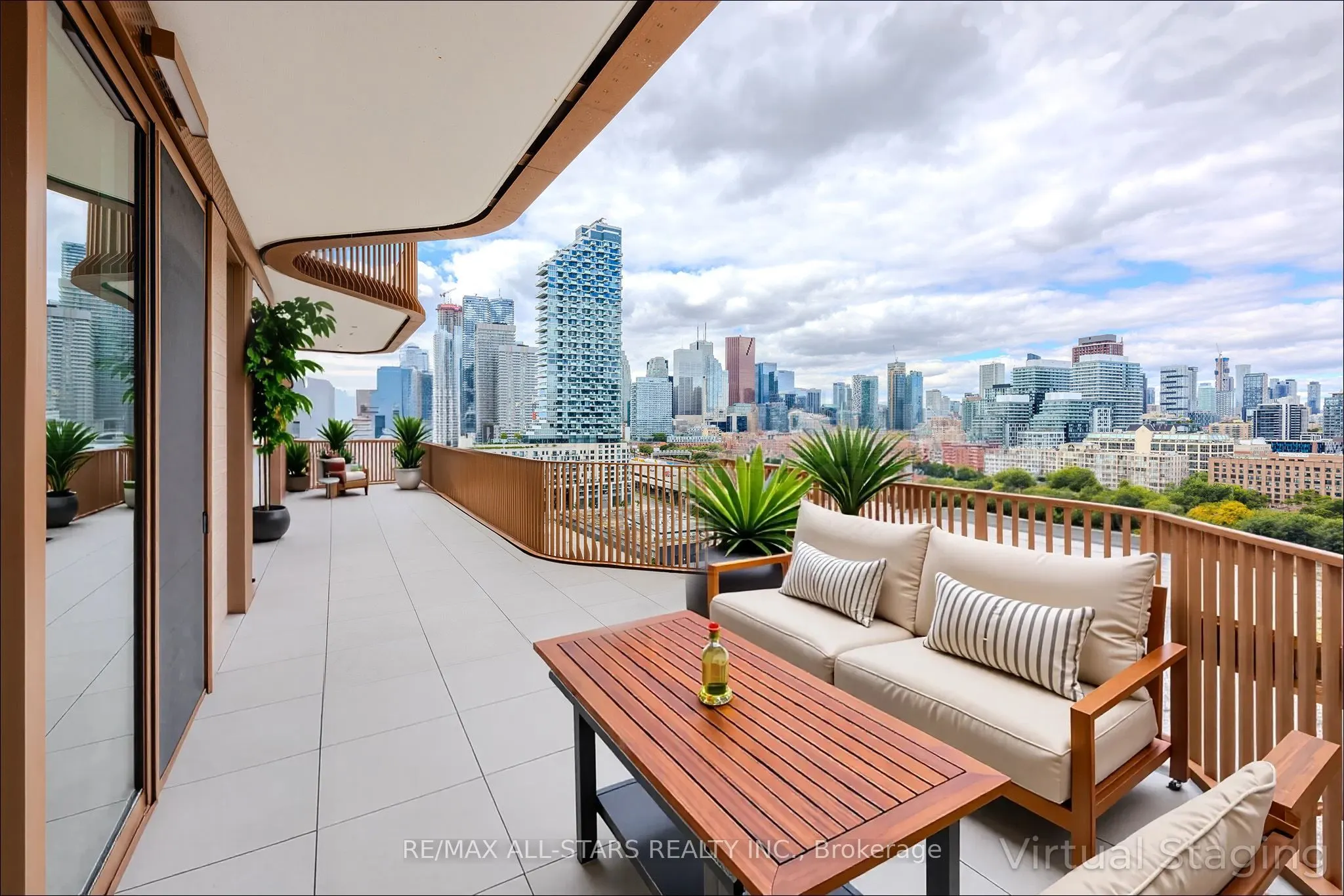 155 Merchants Wharf, #1328