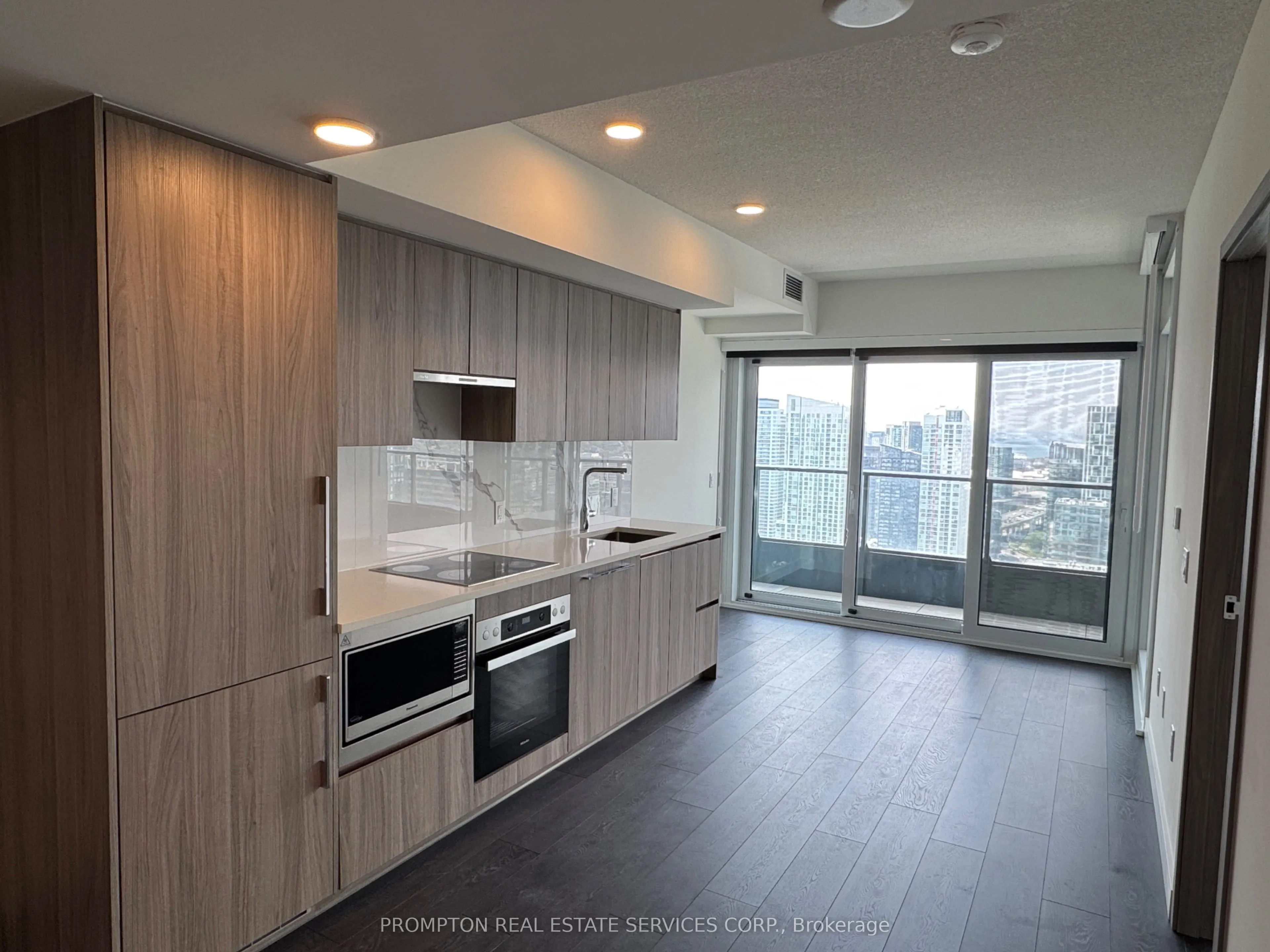 3 Concord Cityplace Way, #3915