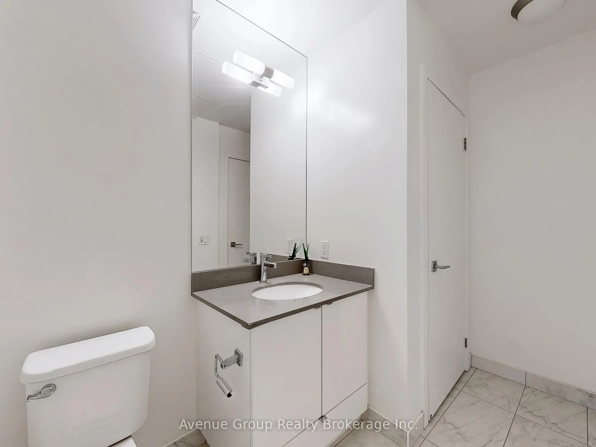 49 East Liberty Street, #2608