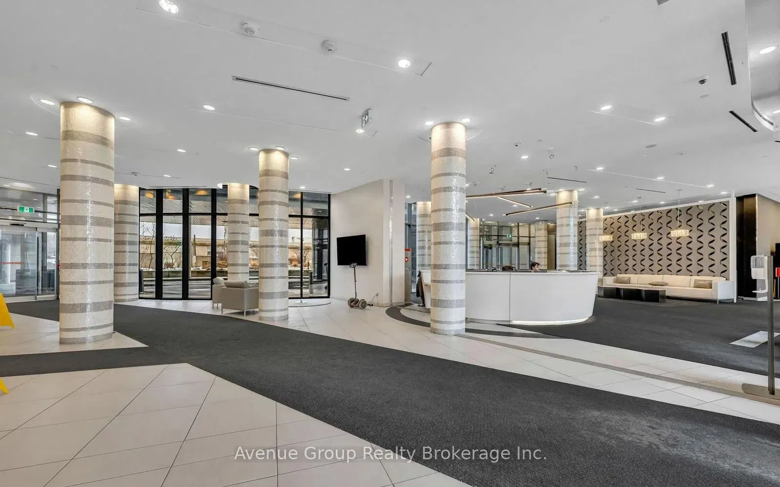 49 East Liberty Street, #2608