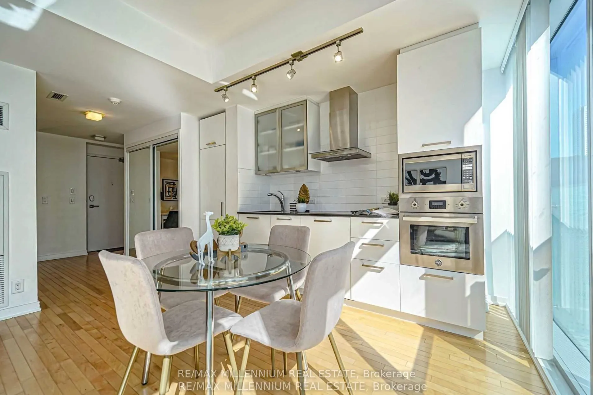 14 York Street, #3612