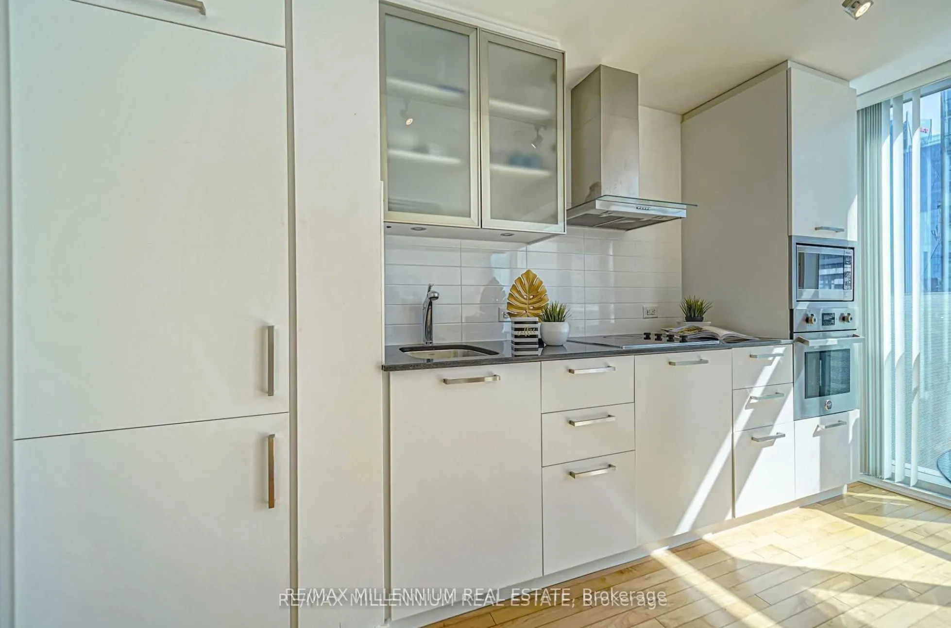 14 York Street, #3612