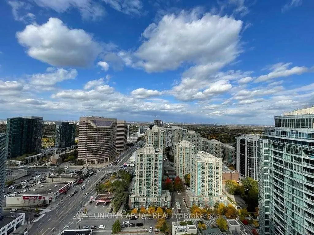 15 Holmes Avenue, #2906
