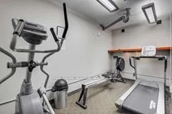 720 Spadina Avenue, #810