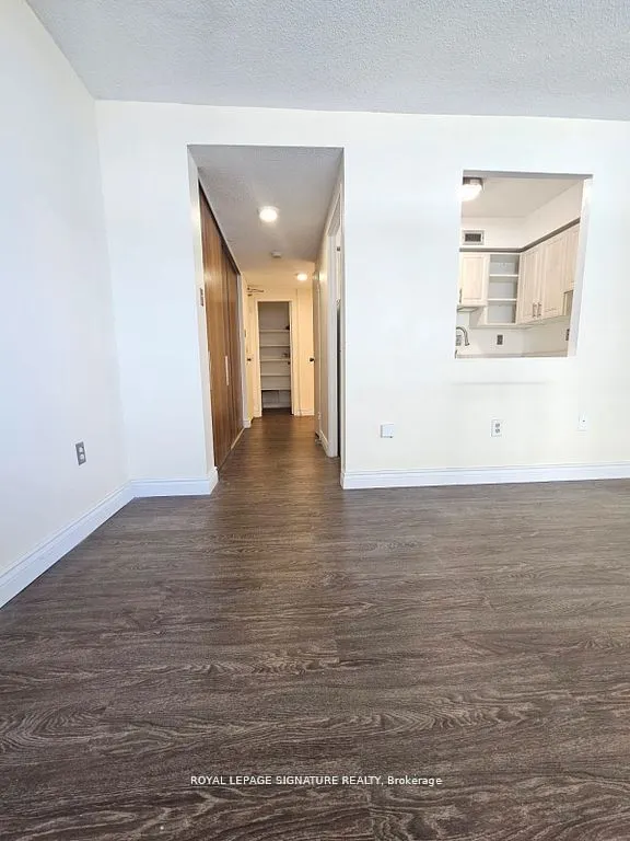 720 Spadina Avenue, #810