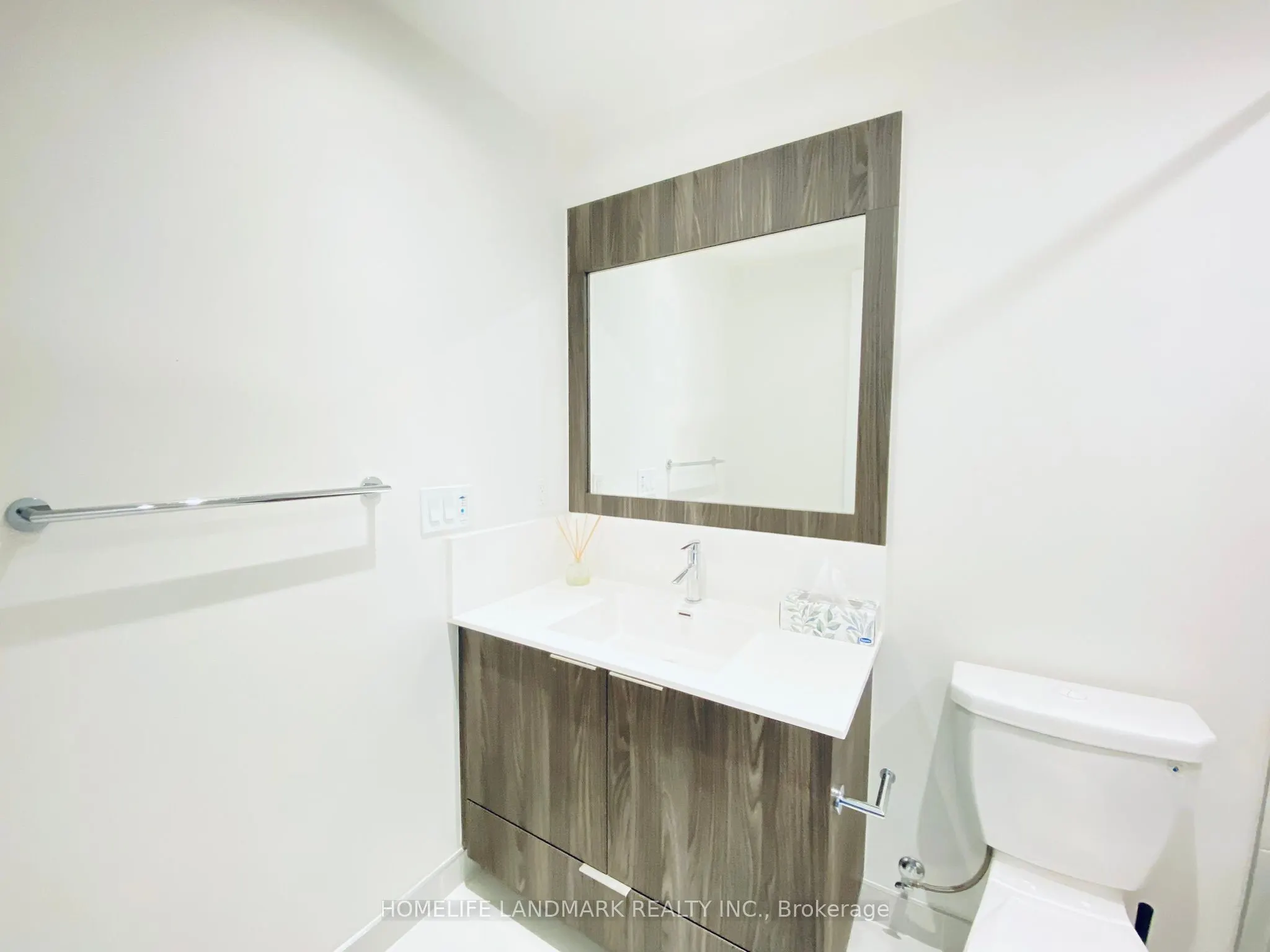 25 Adra Grado Way, #1240