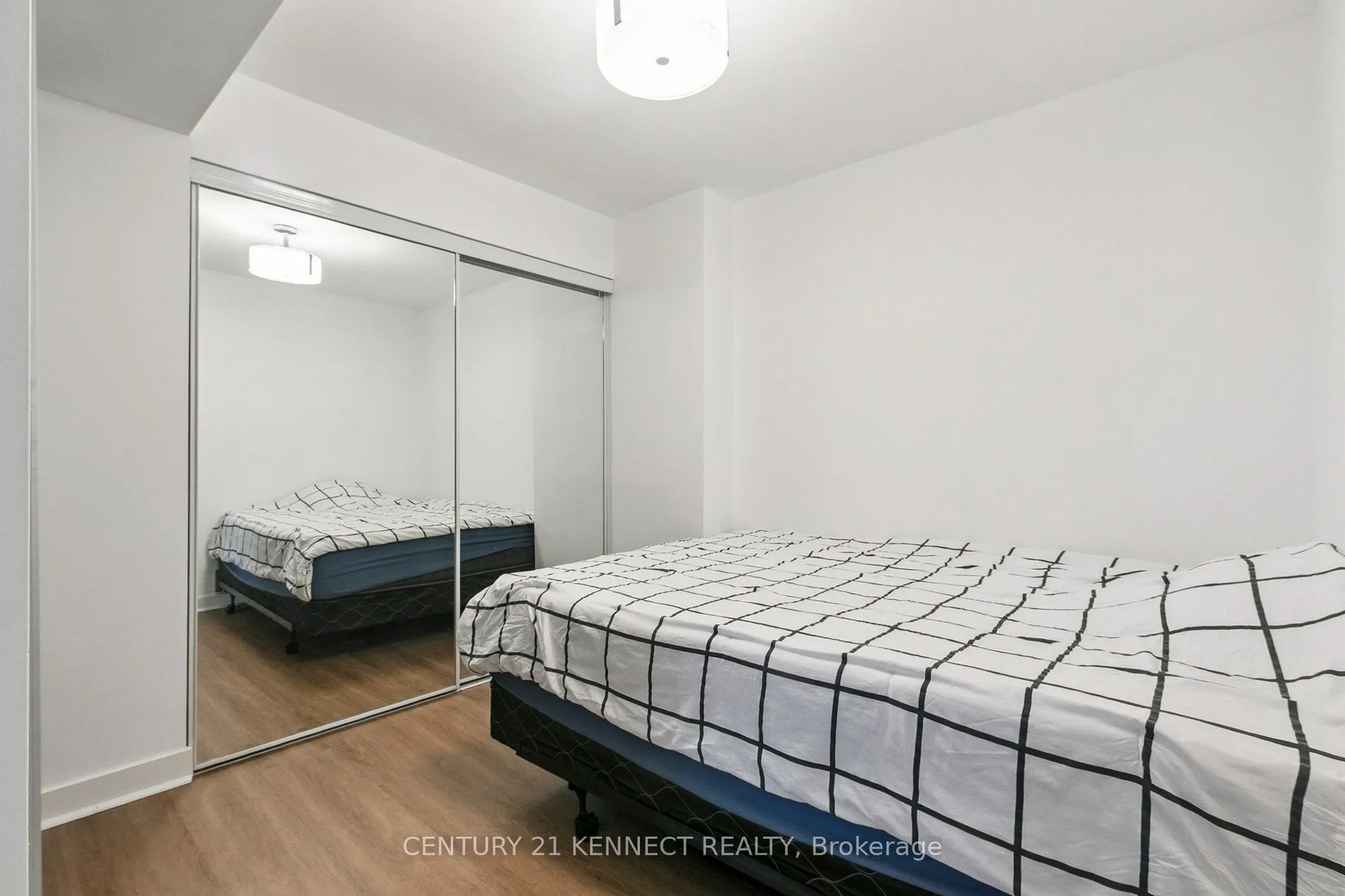 80 Western Battery Road, #1502