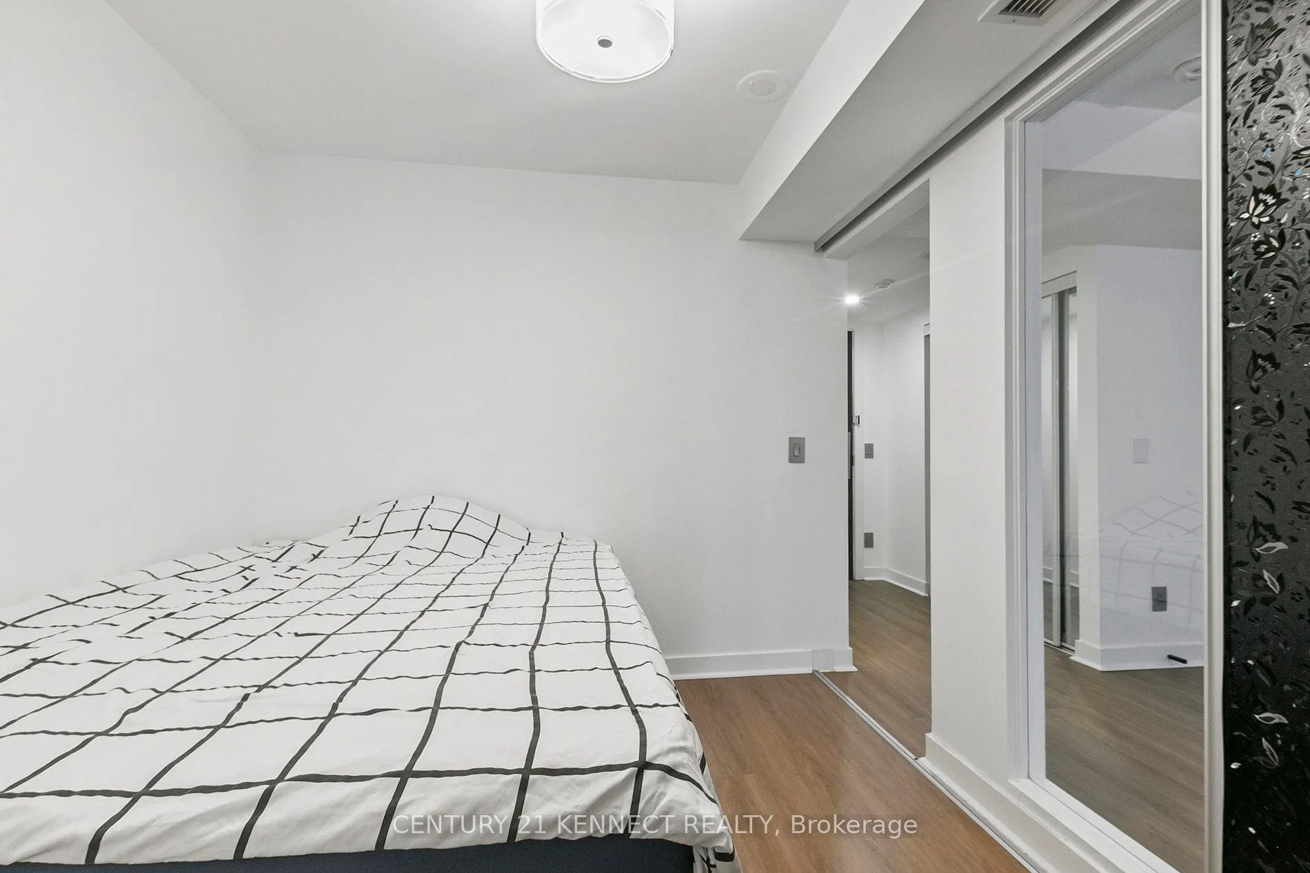 80 Western Battery Road, #1502