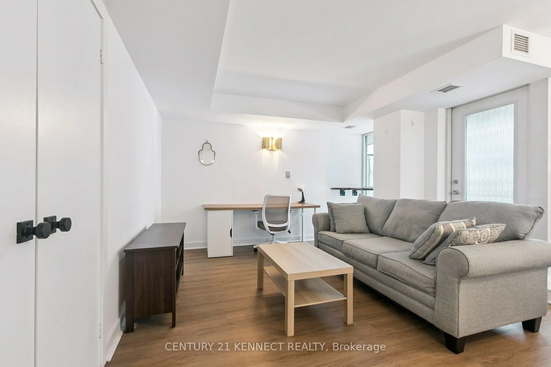 80 Western Battery Road, #1502