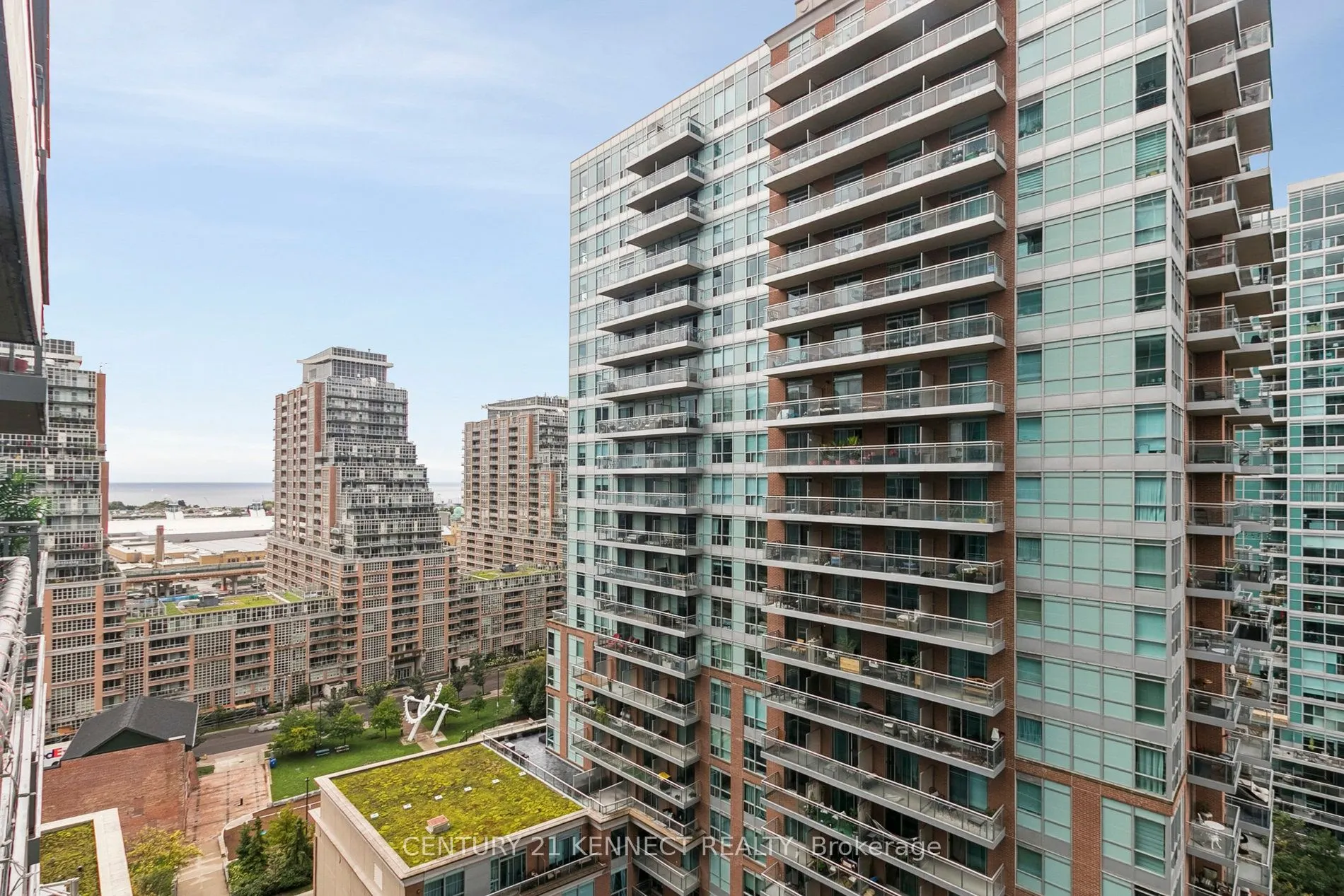 80 Western Battery Road, #1502