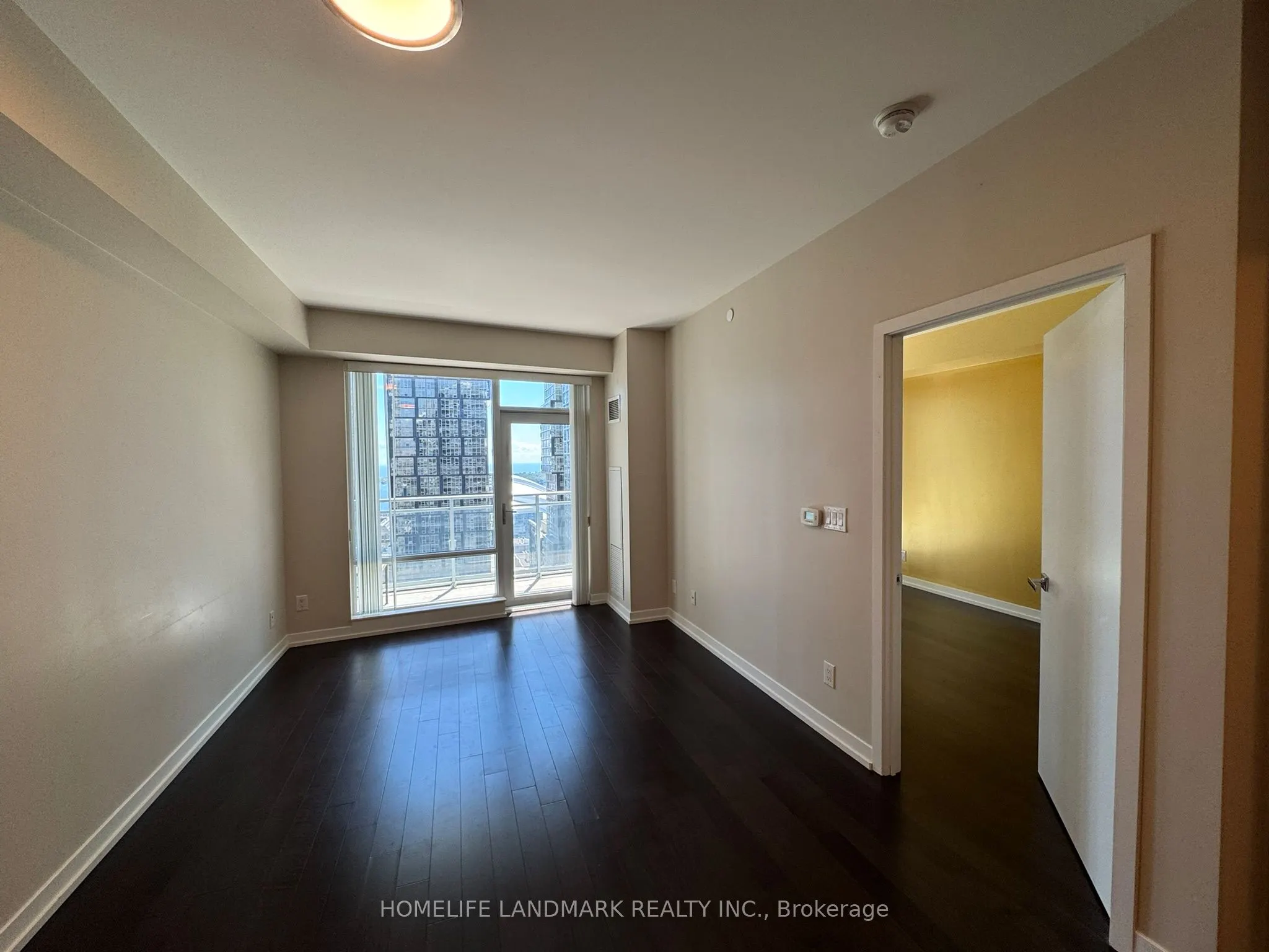 21 Widmer Street, #3010