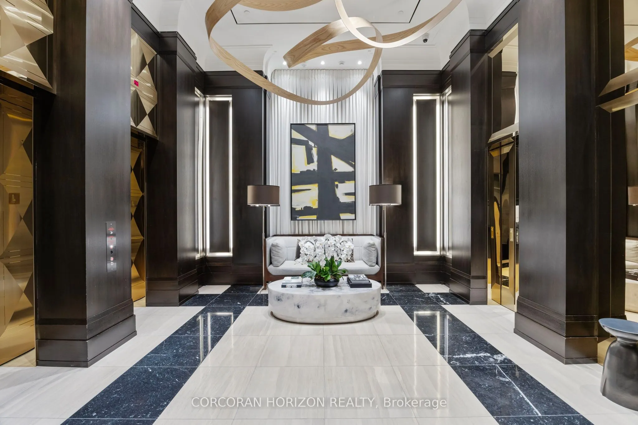 200 Cumberland Street, #3702