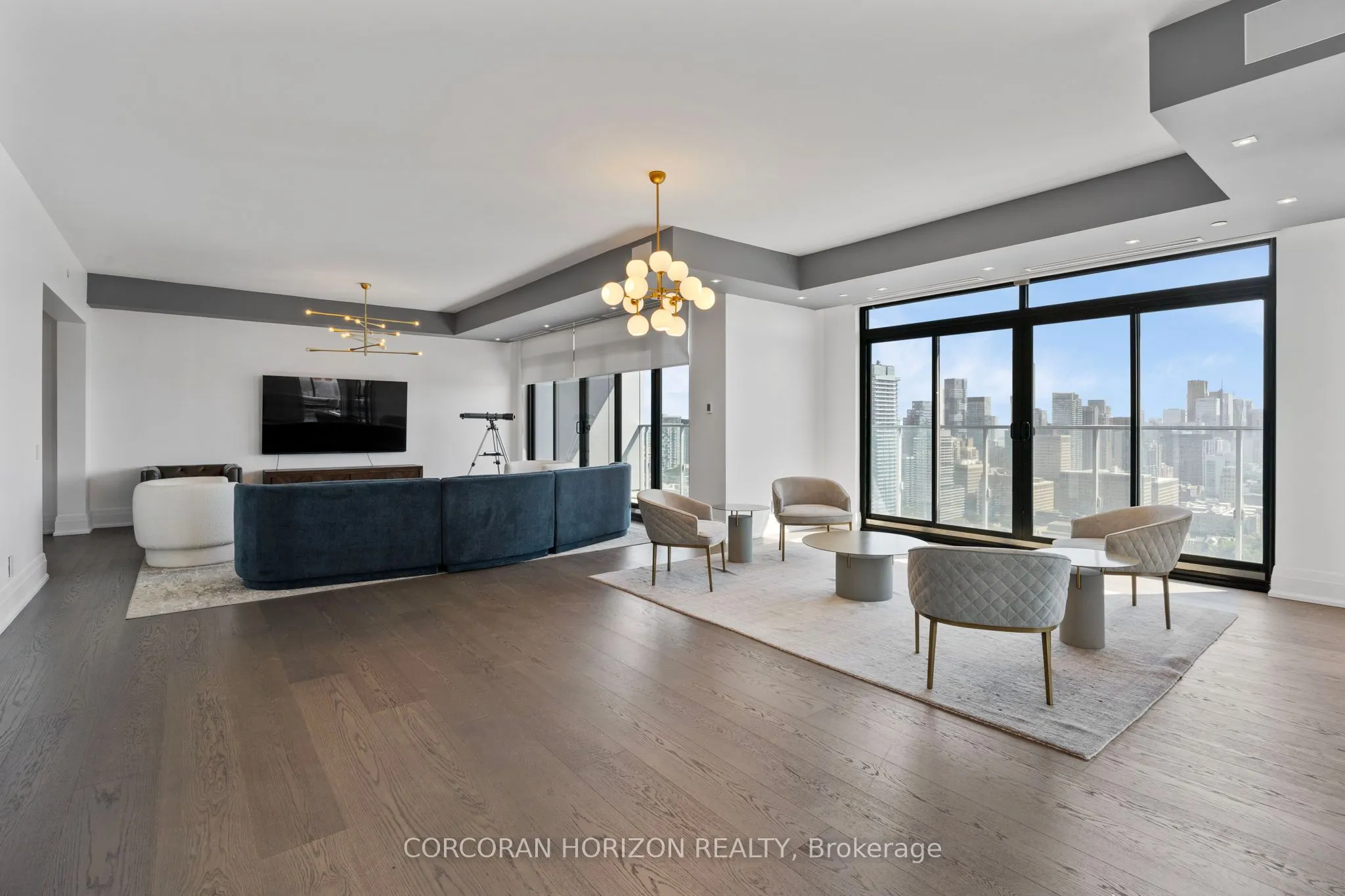 200 Cumberland Street, #3702