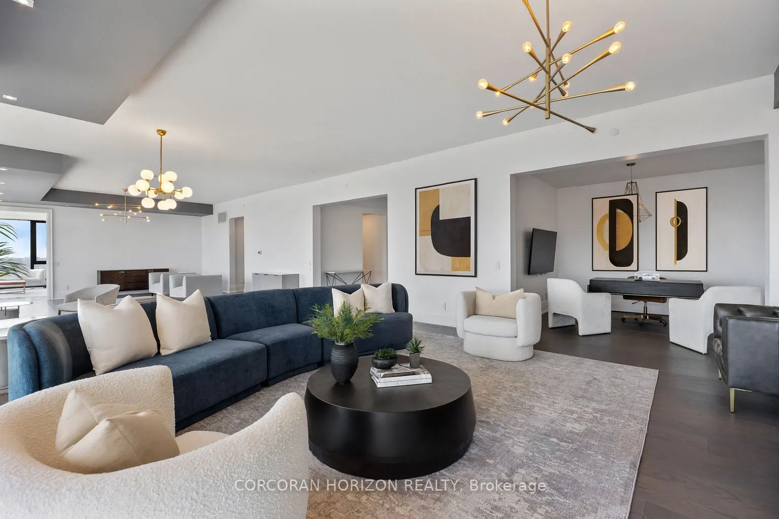 200 Cumberland Street, #3702