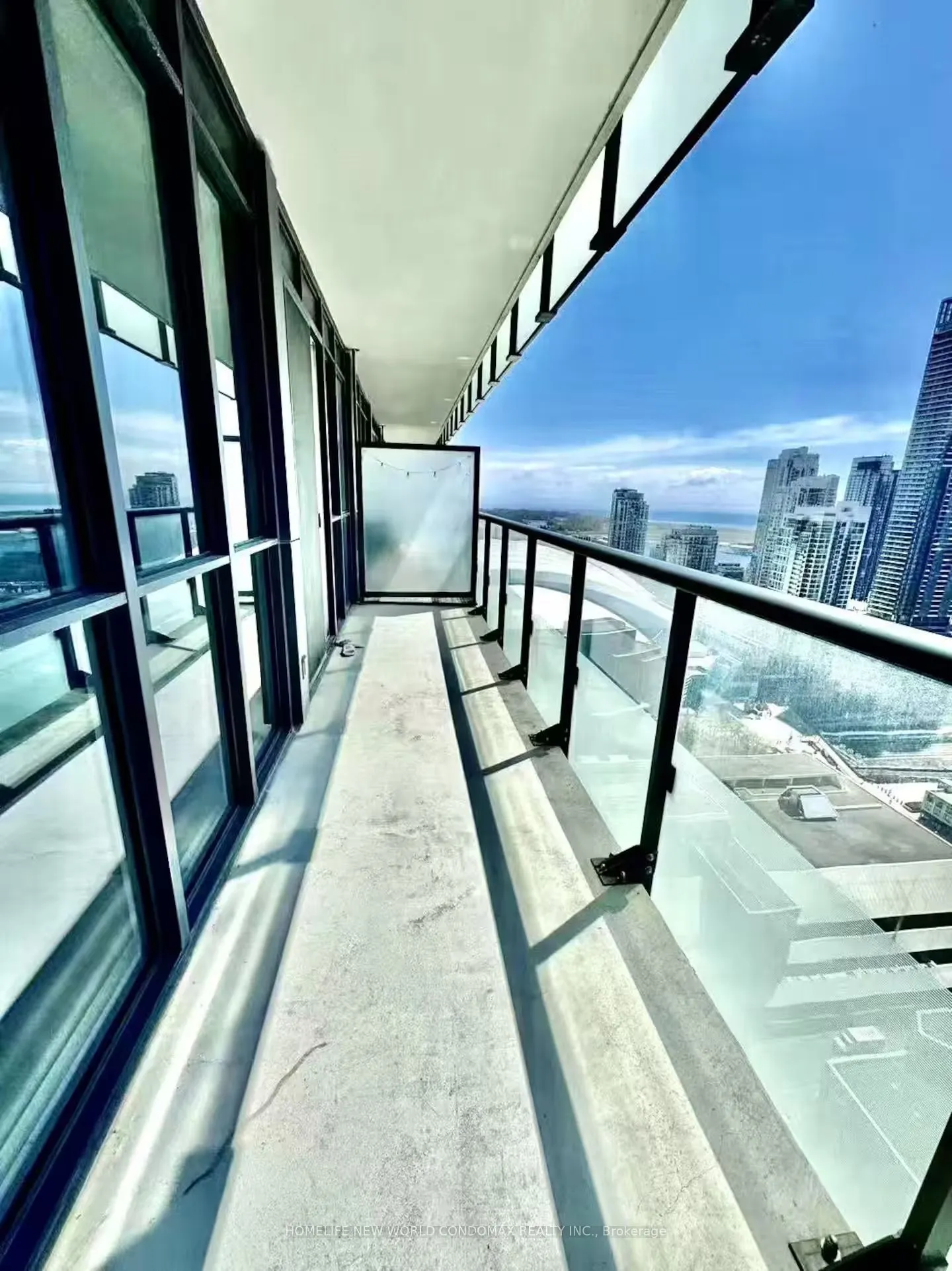 300 Front Street W, #3403