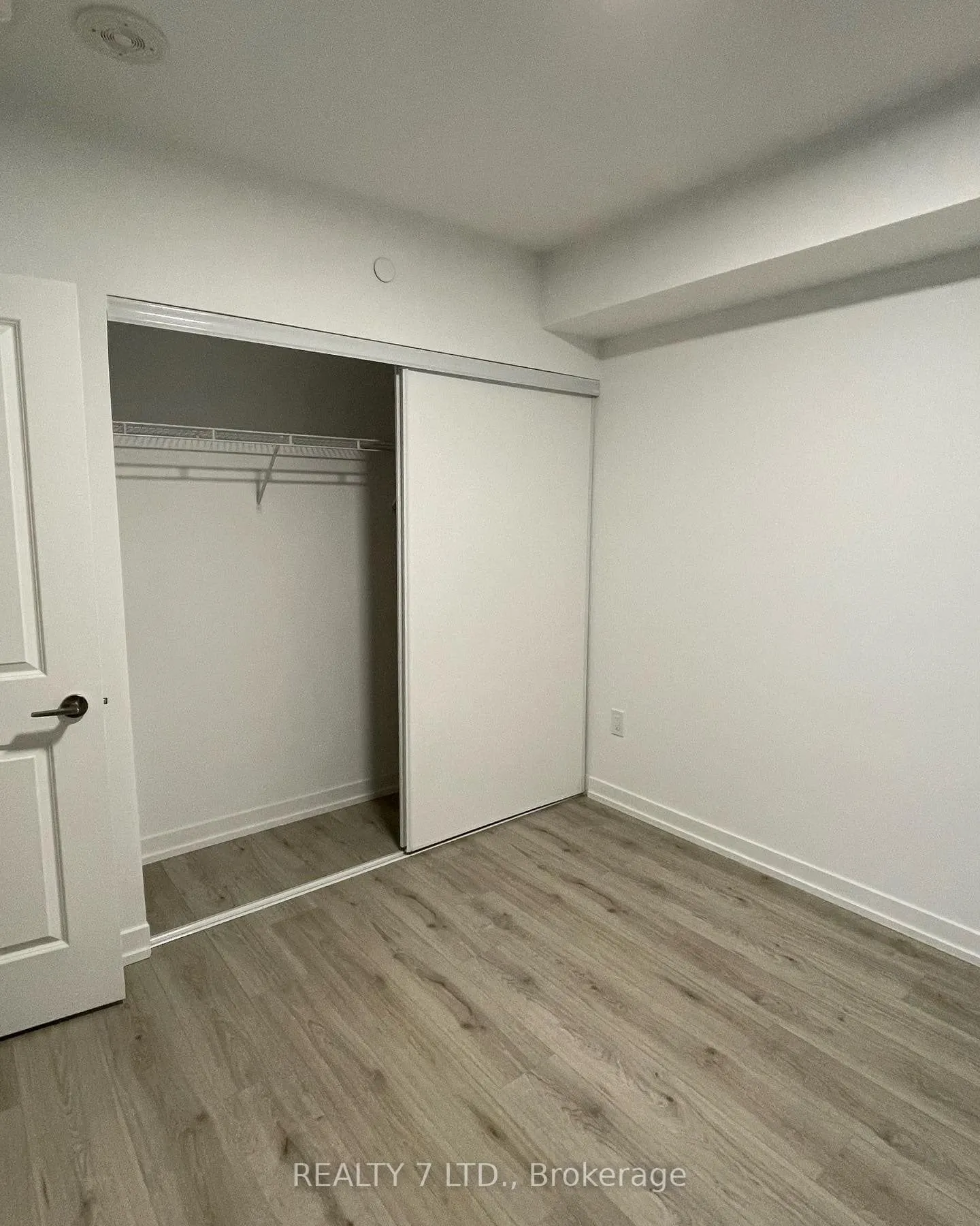 395 Bloor Street E, #1403