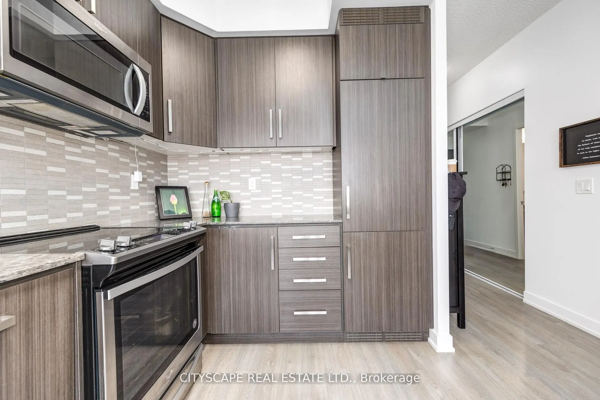 5180 Yonge Street, #1201