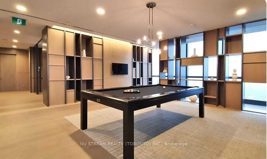 7 Grenville Street, #1712