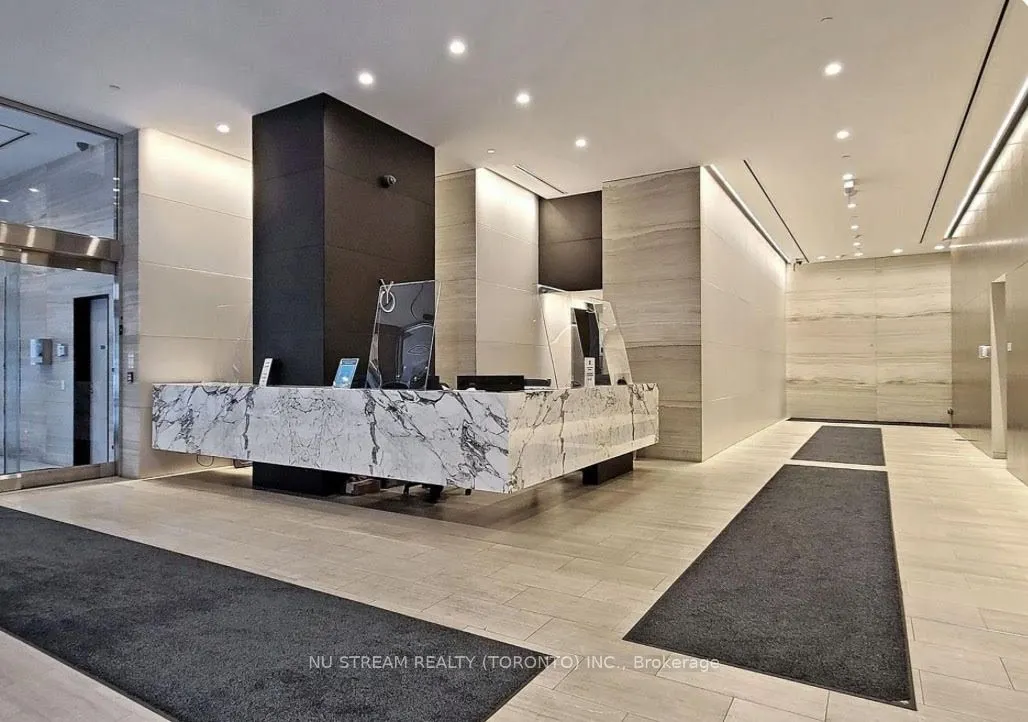 7 Grenville Street, #1712
