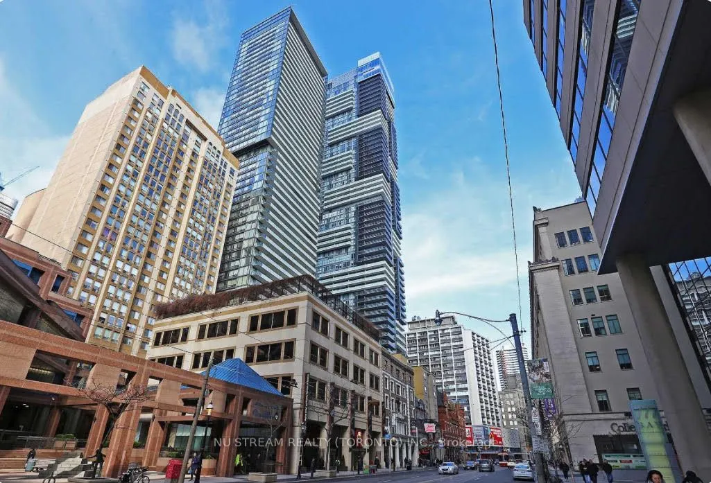 7 Grenville Street, #1712